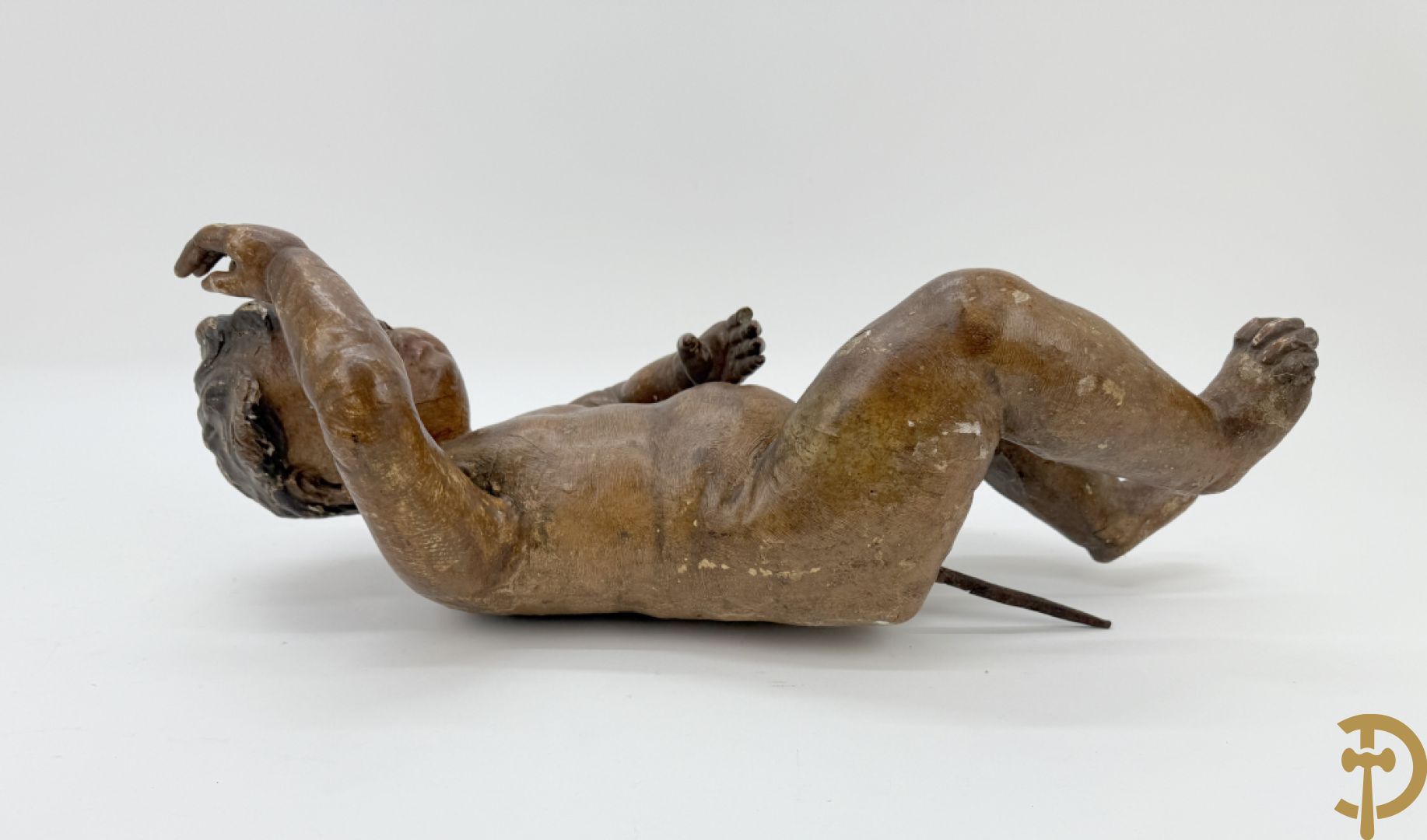 Paar houtgesculpteerde en gepolychromeerde cupido