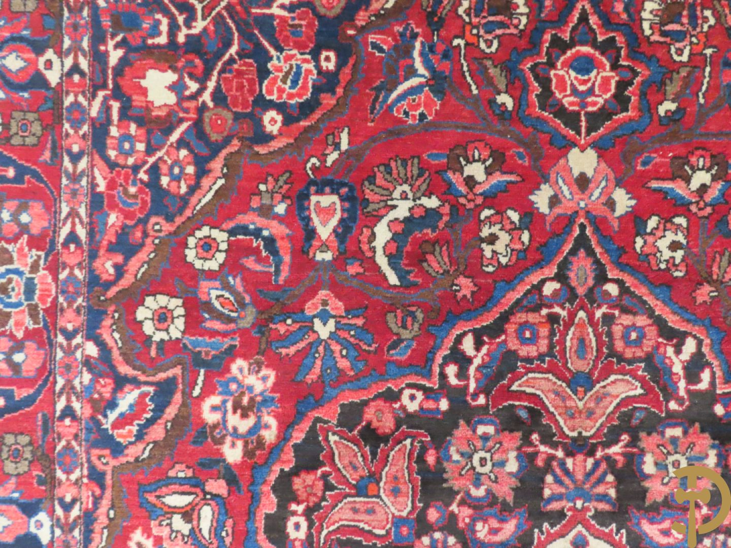 Oosters handgeknoopt tapijt met bloemenpatronen, Saman