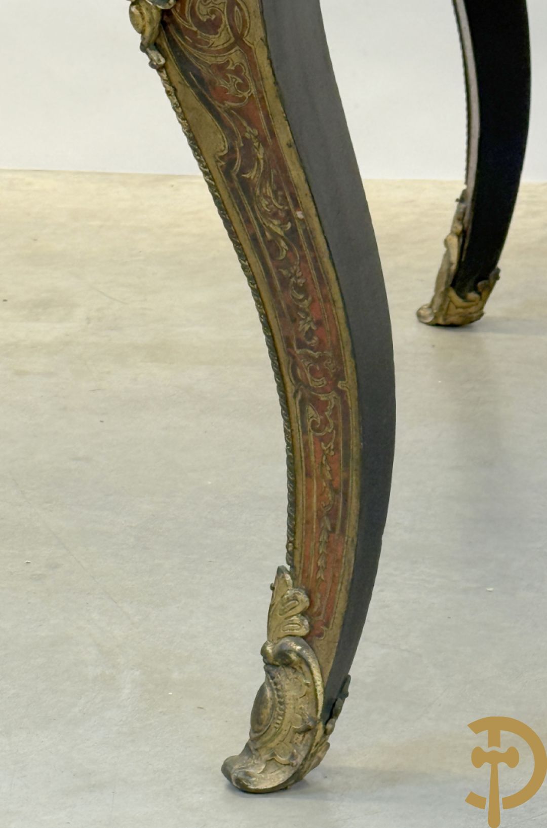 Boulle tafel met lade, Napoleon III, met mooi koperinleg en bronzen ornamenten, 19e