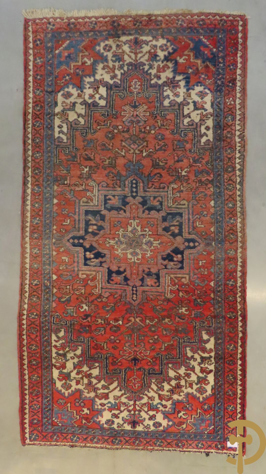 Oosters handgeknoopt tapijt met centraal decor Hamadan