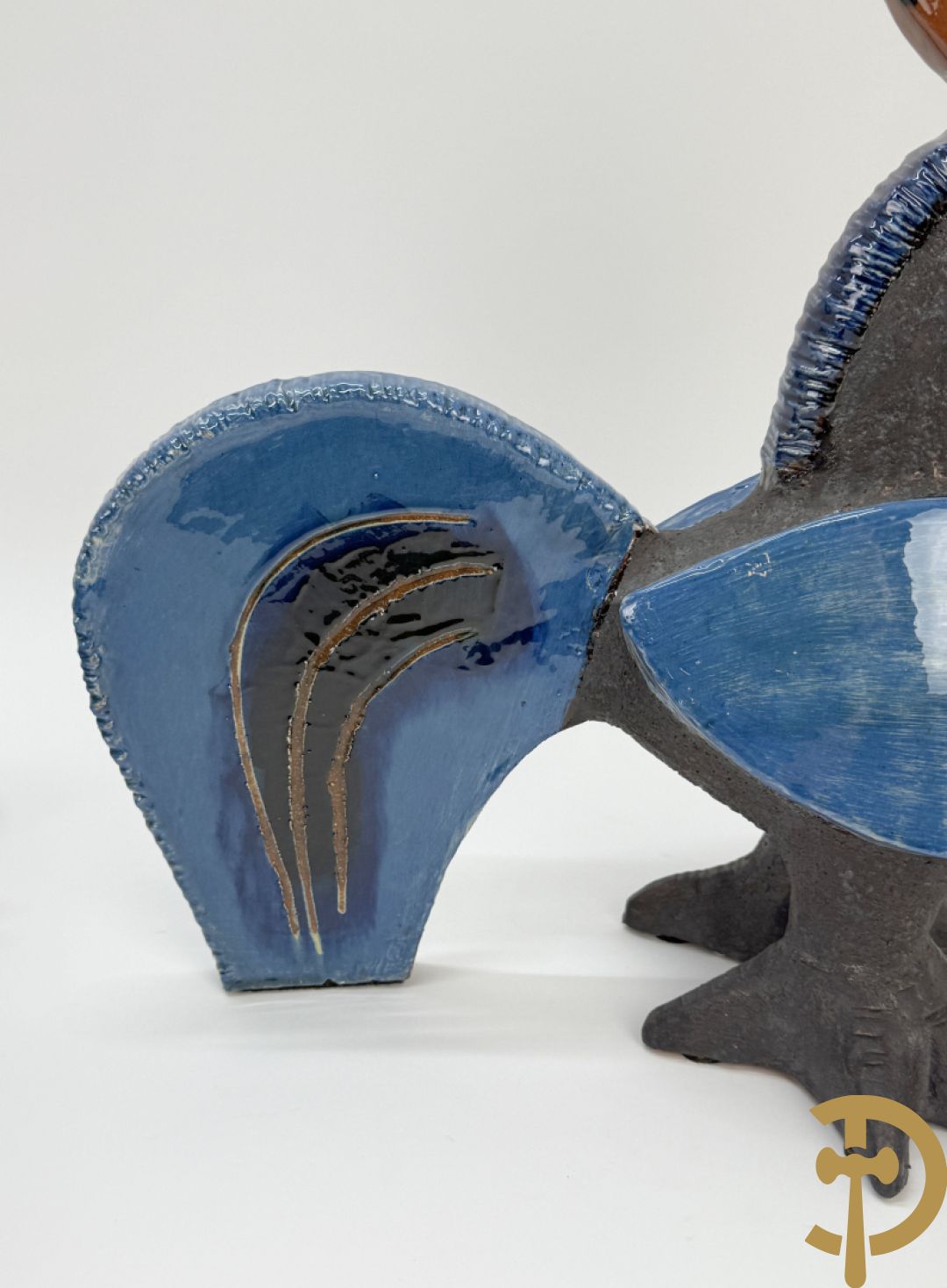 POUCHAIN Dominique getekend - Twee gekleurde keramieken hanen