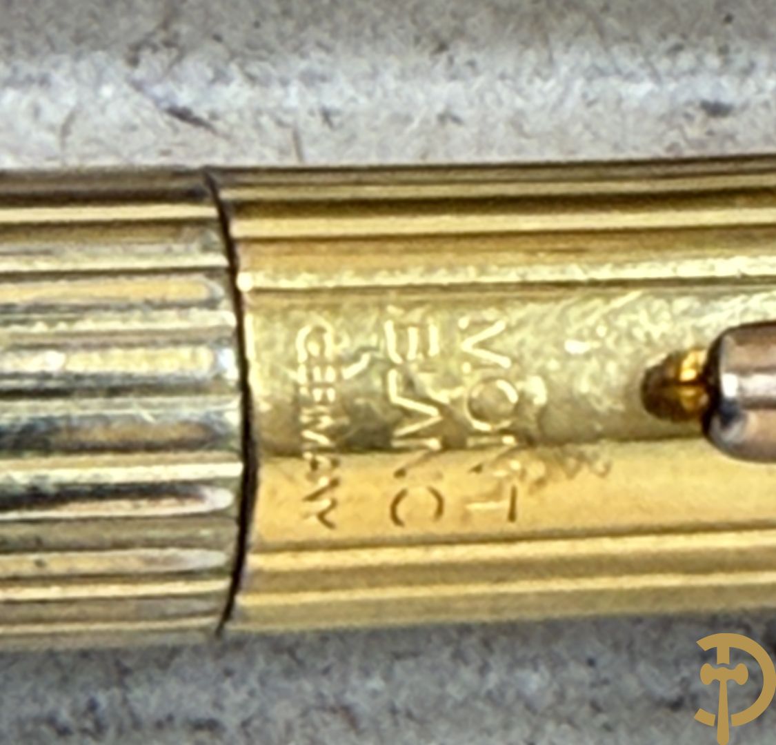 Vergulde en verzilverde vulpen Mont blanc, met gemerkte pen