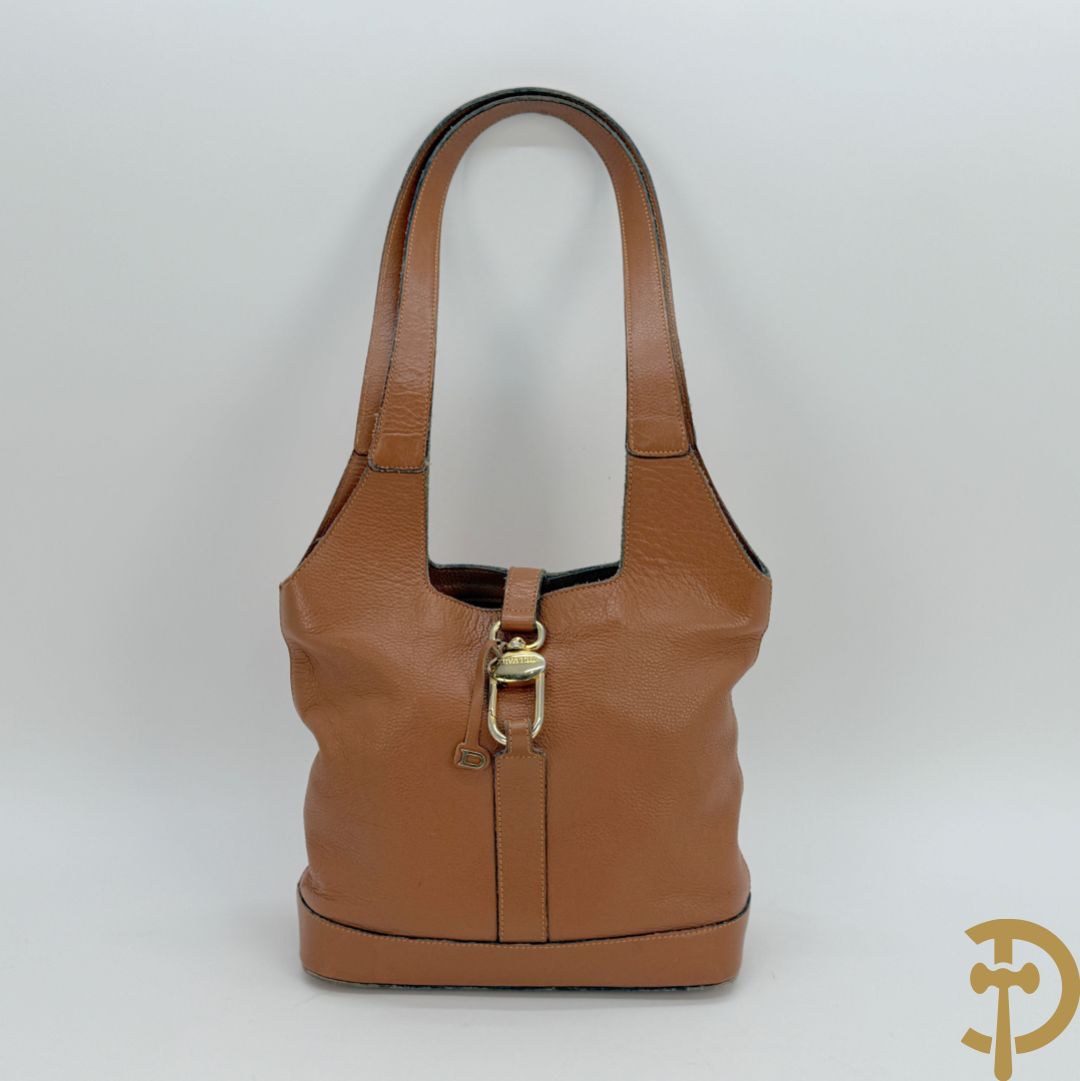 Schoudertas Delvaux met koperen boekel, model Trotteur