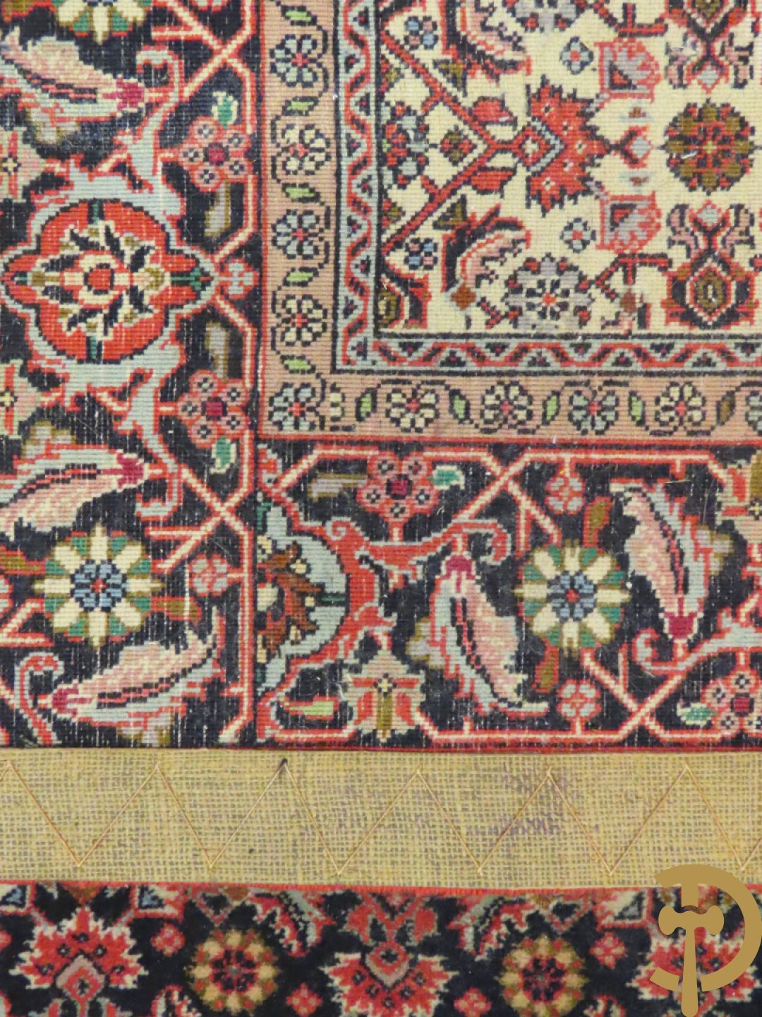 Oosters handgeknoopt tapijt Bidjar