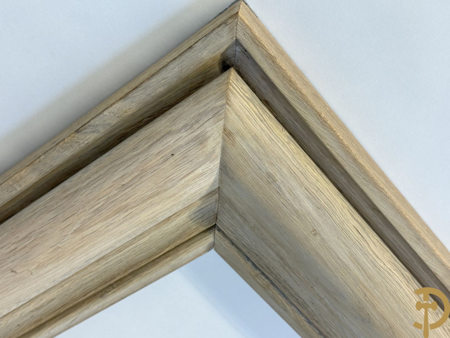 Eiken schouwmantel met gestoken molures