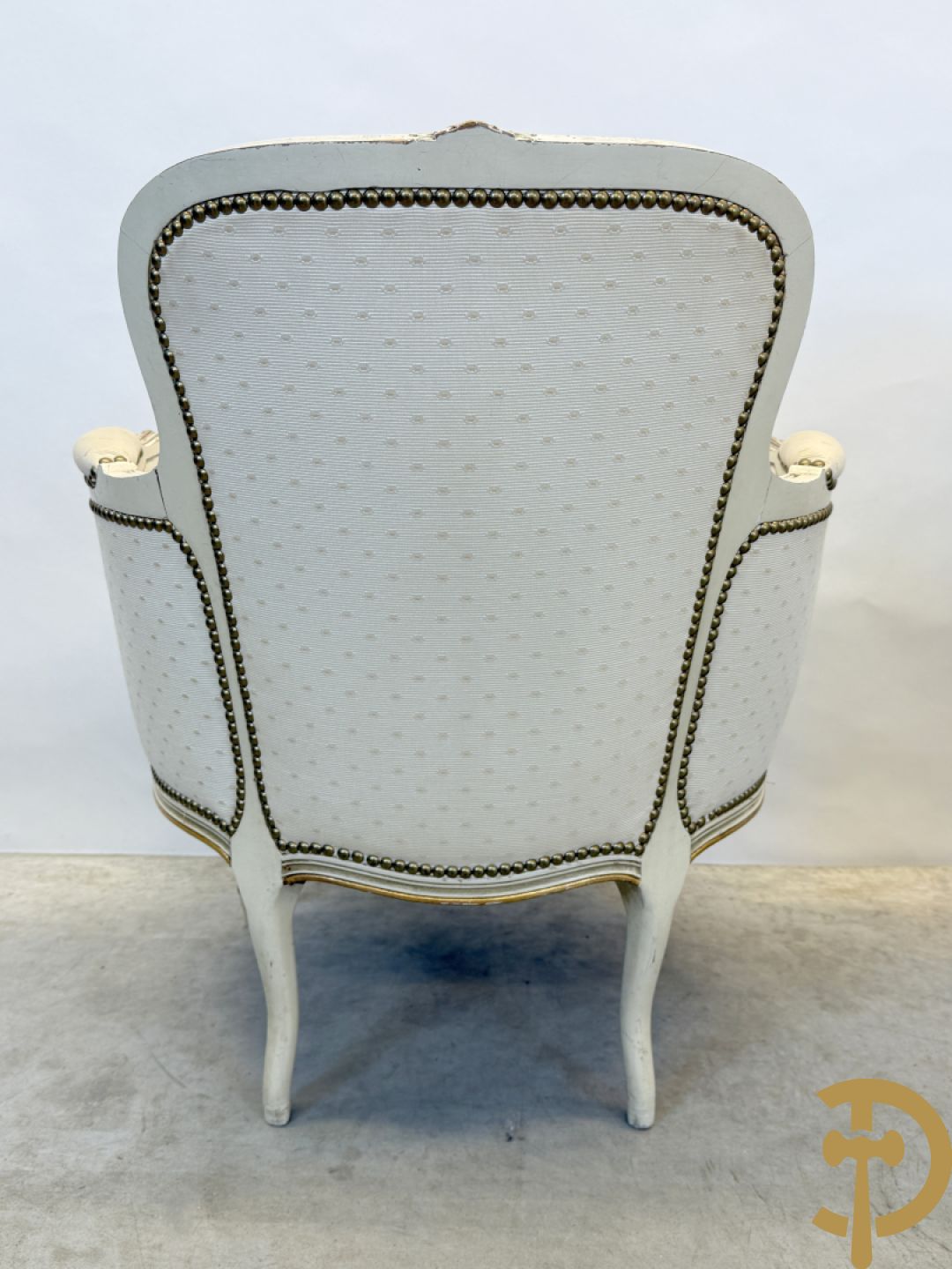 Paar wit gemonochromeerde Louis XV bergères