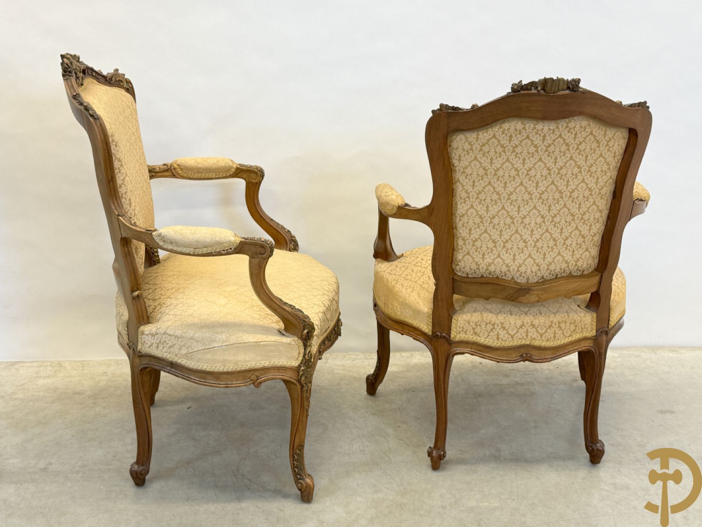 Notelaren Louis XV canapé en 2 armzetels met rocailles