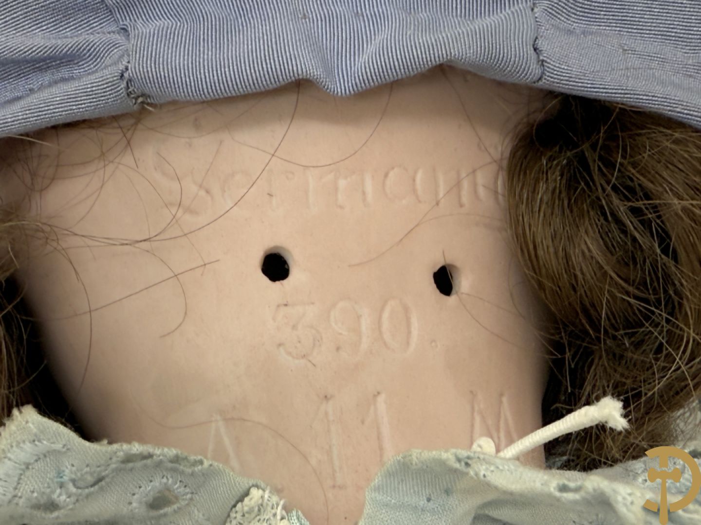 Antieke pop met porseleinen hoofd, beweegbare ledematen en beweegbare ogen, gemerkt Armand Marseille Germany 390 A11M