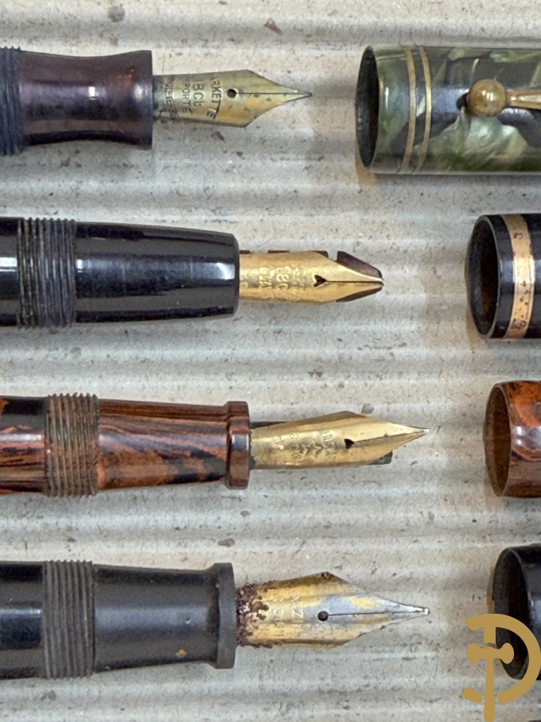 Vijftien oude vulpennen w.o. 5 uit de jaren 