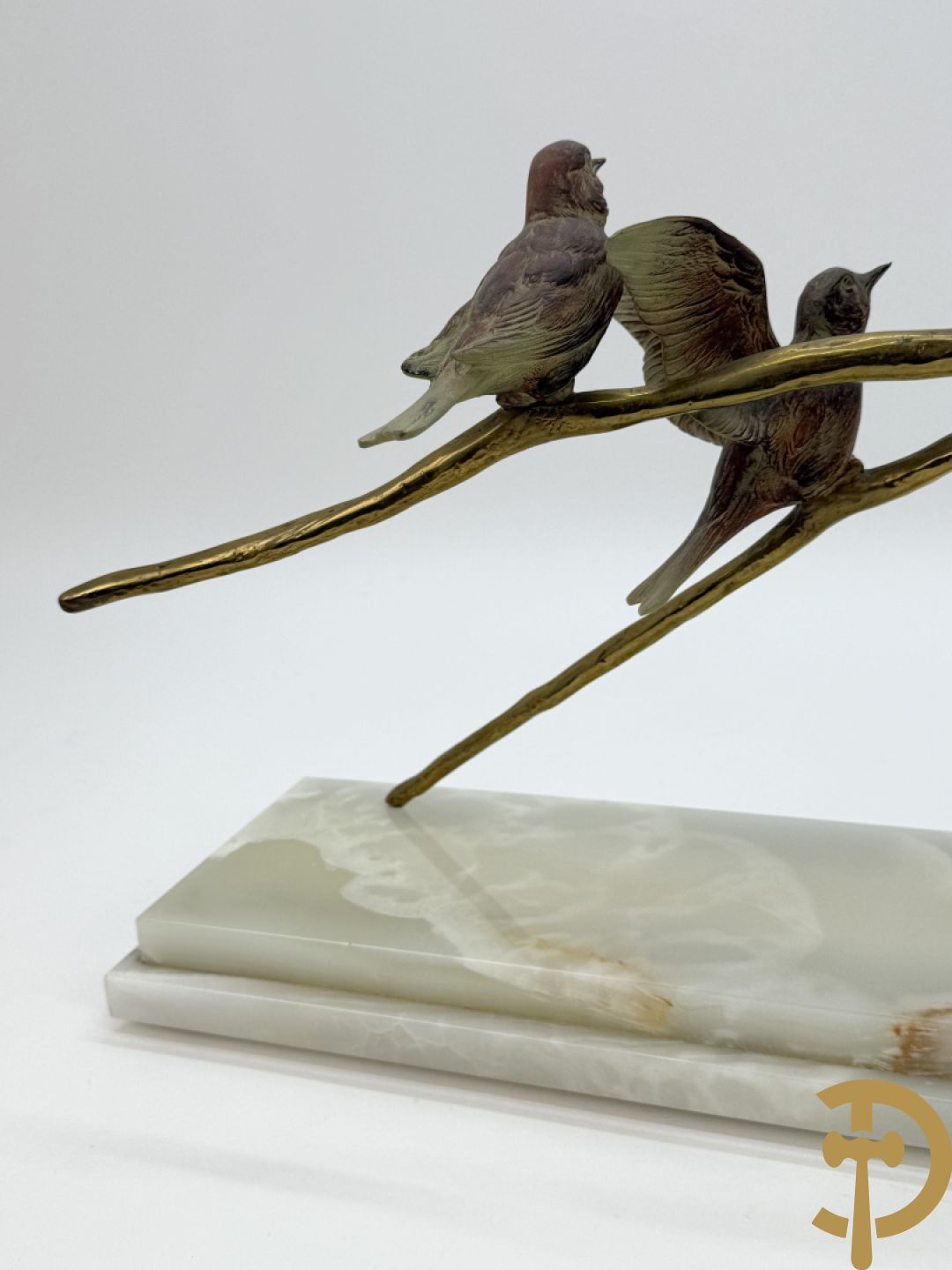 Ongetekend - Vergulde bronzen tak met zes vogels, op onix marmeren sokkel