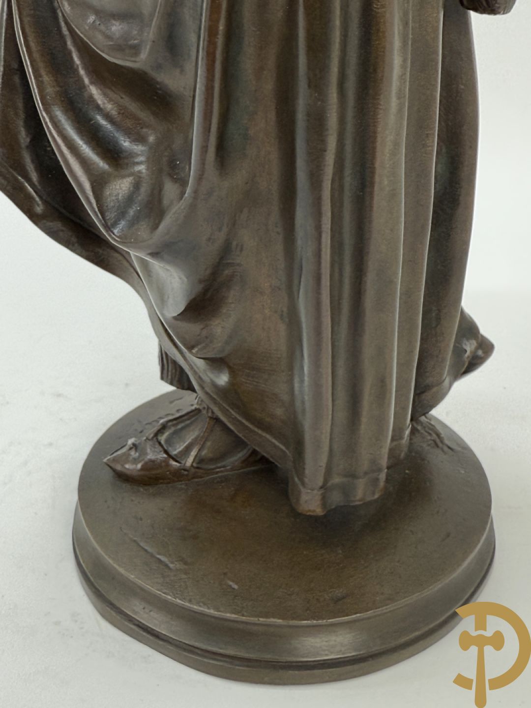 HALOU A. sculpt. getekend 