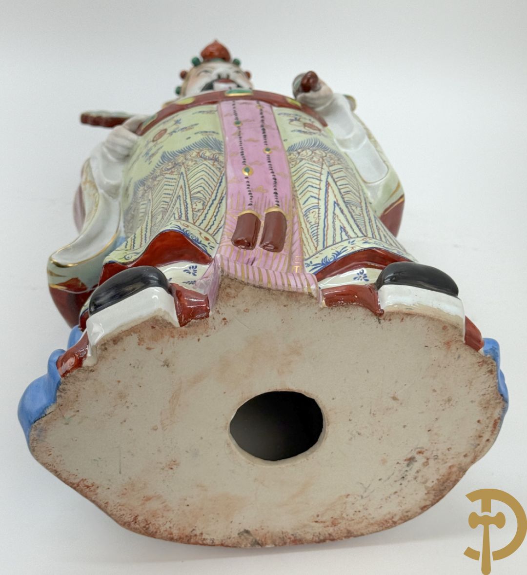 Chinese keramieken wijsgeer met staf + paar papegaaien in meerkleurige keramiek + 2 paar Aziatische keramieken fo-hondjes