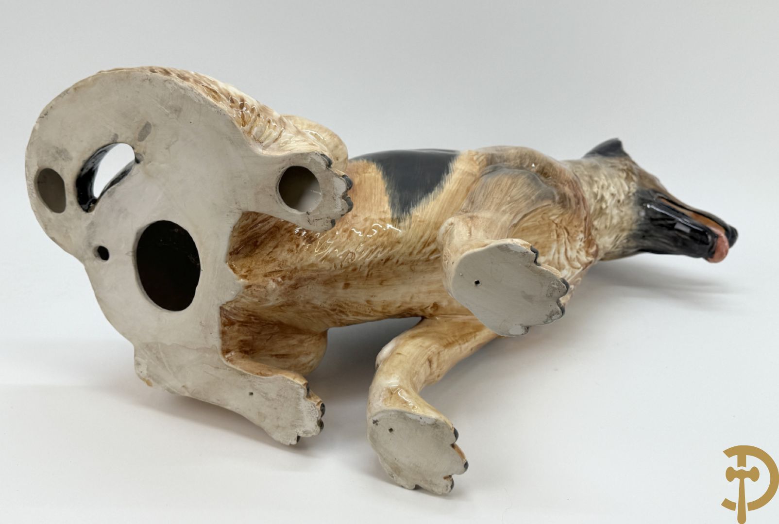 Meerkleurige keramieken Duitse herdershond