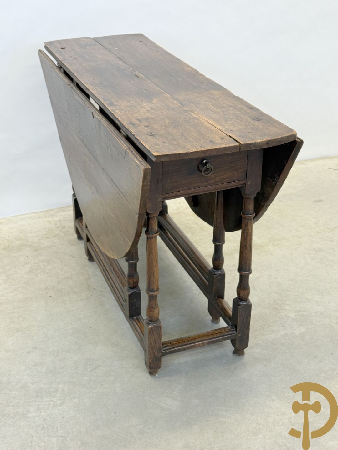 Massief eiken Engelse openklapbare gatelegg tafel met lade