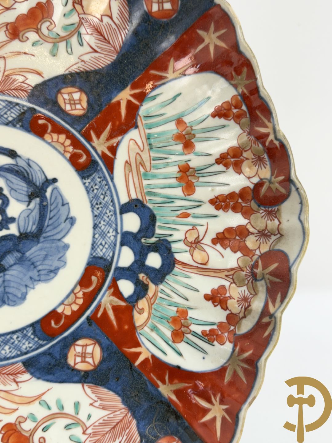 Twee fo-honden, Nankin vaas en Imari bord