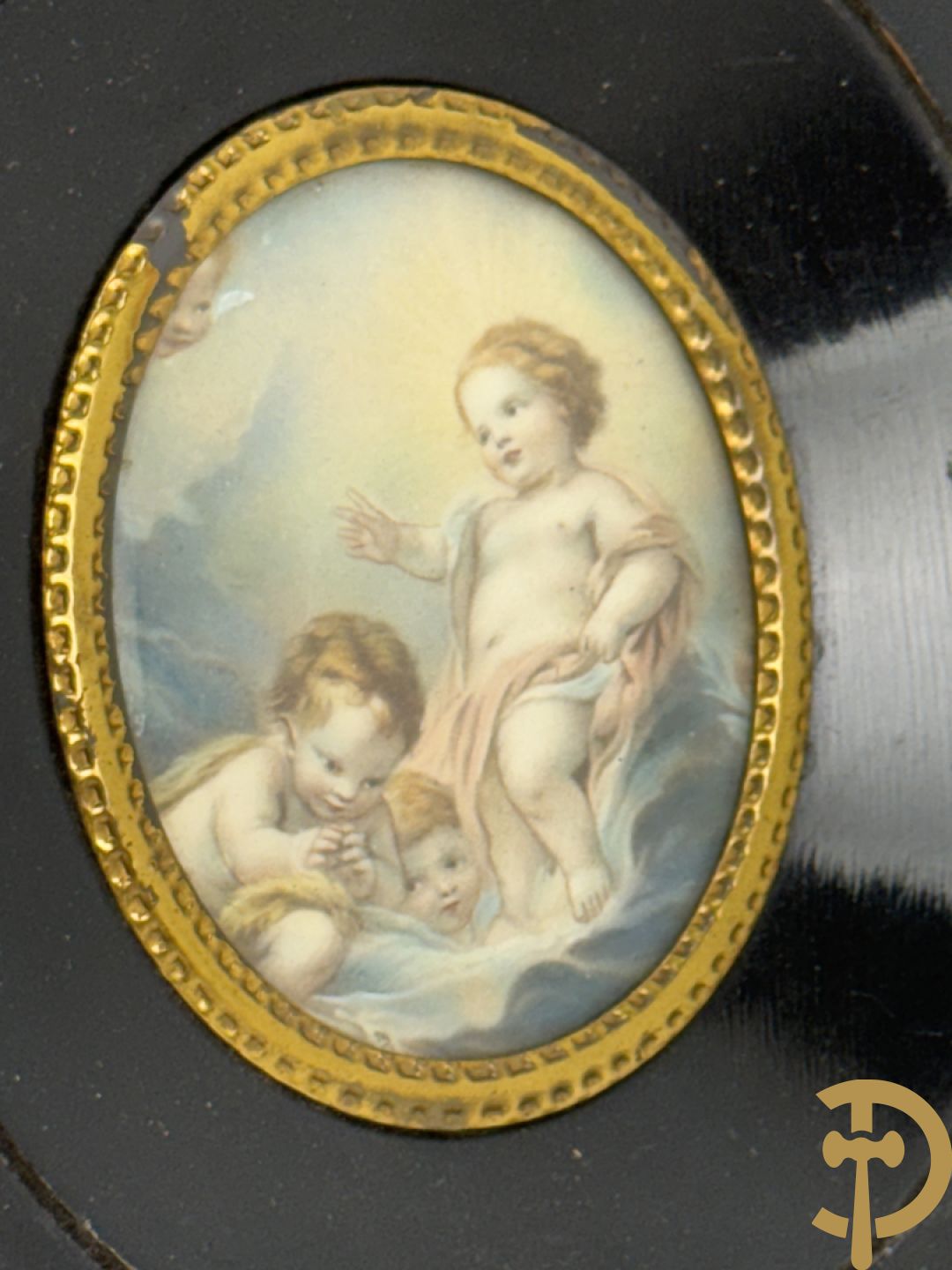 Vier handgekleurde miniaturen met romantische scènes en edeldames