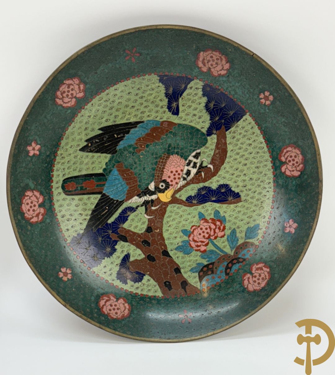 Twee cloisoné borden met vogel- en bloemendercor