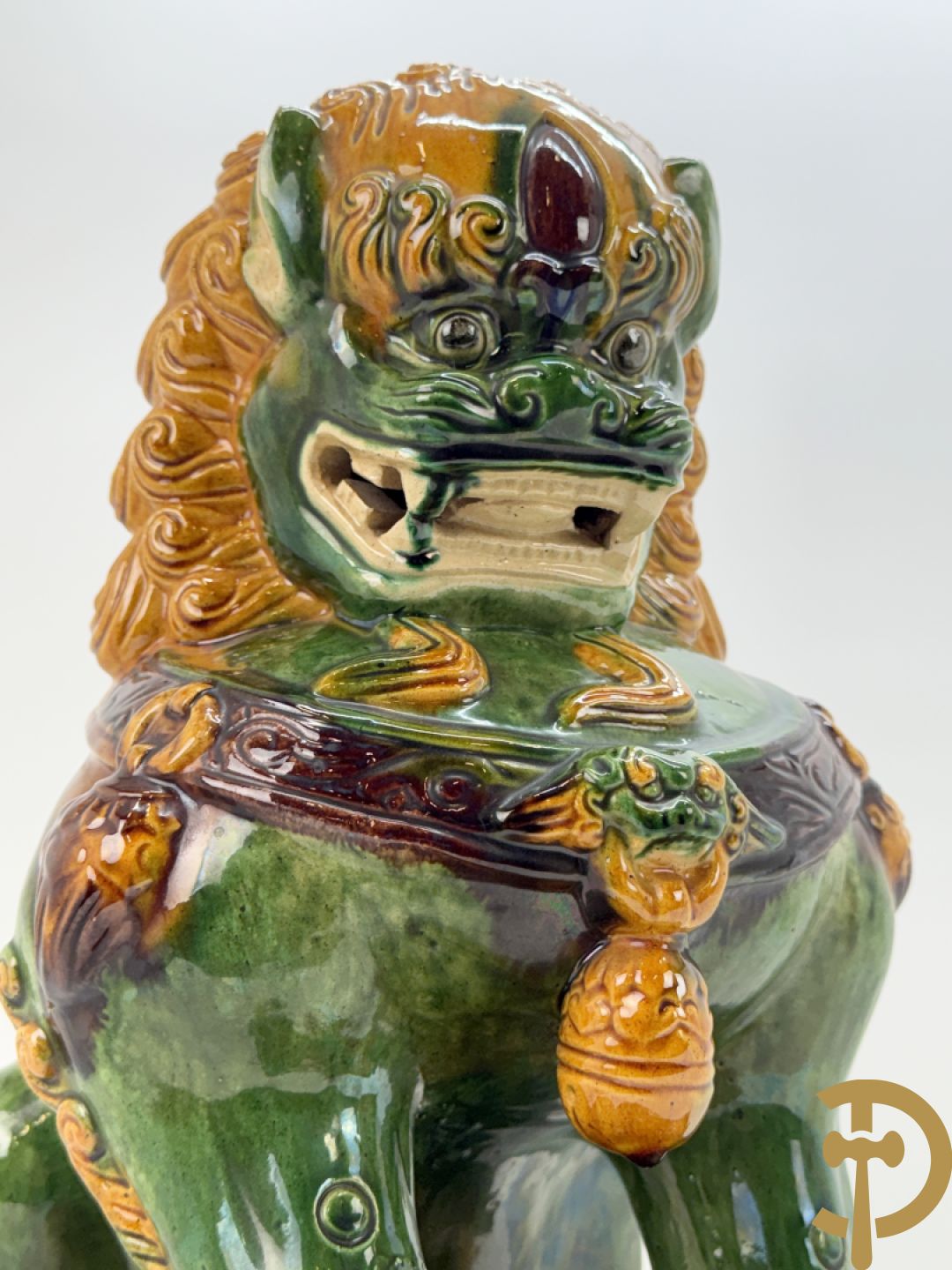 Paar Aziatische geglazuurde Aziatische fo-honden