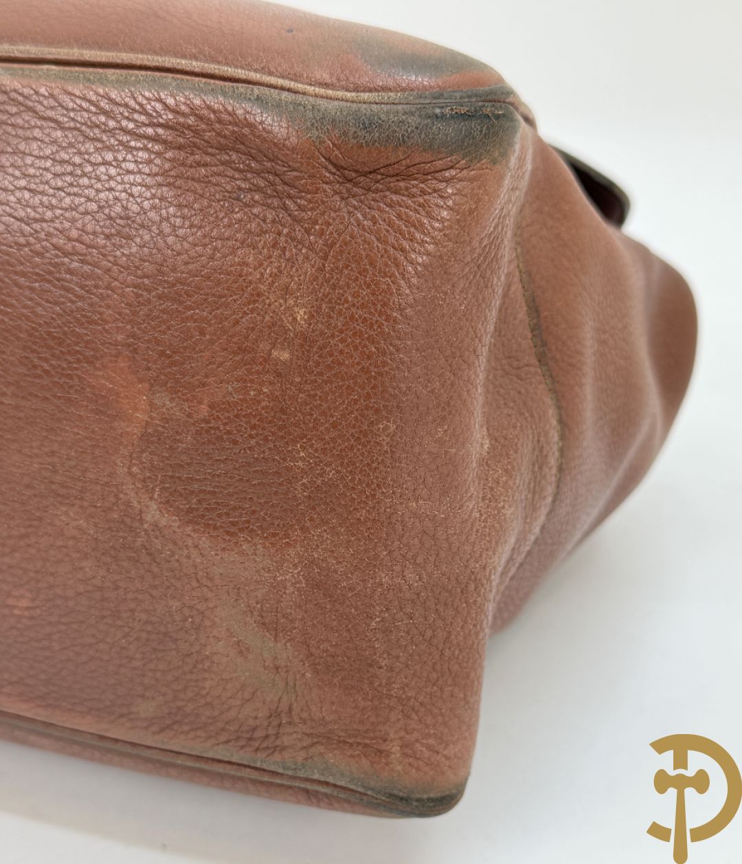 Bruin lederen handtas Delvaux + cognac lederen schoudertas Equivoque Delvaux