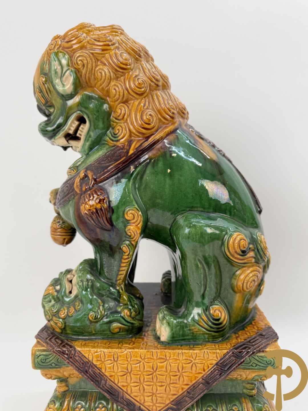 Paar Aziatische geglazuurde Aziatische fo-honden