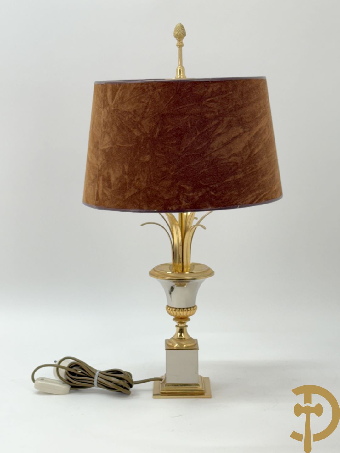 Koperen lampadaire met amfoor en ananas, Hollywood Regency stijl