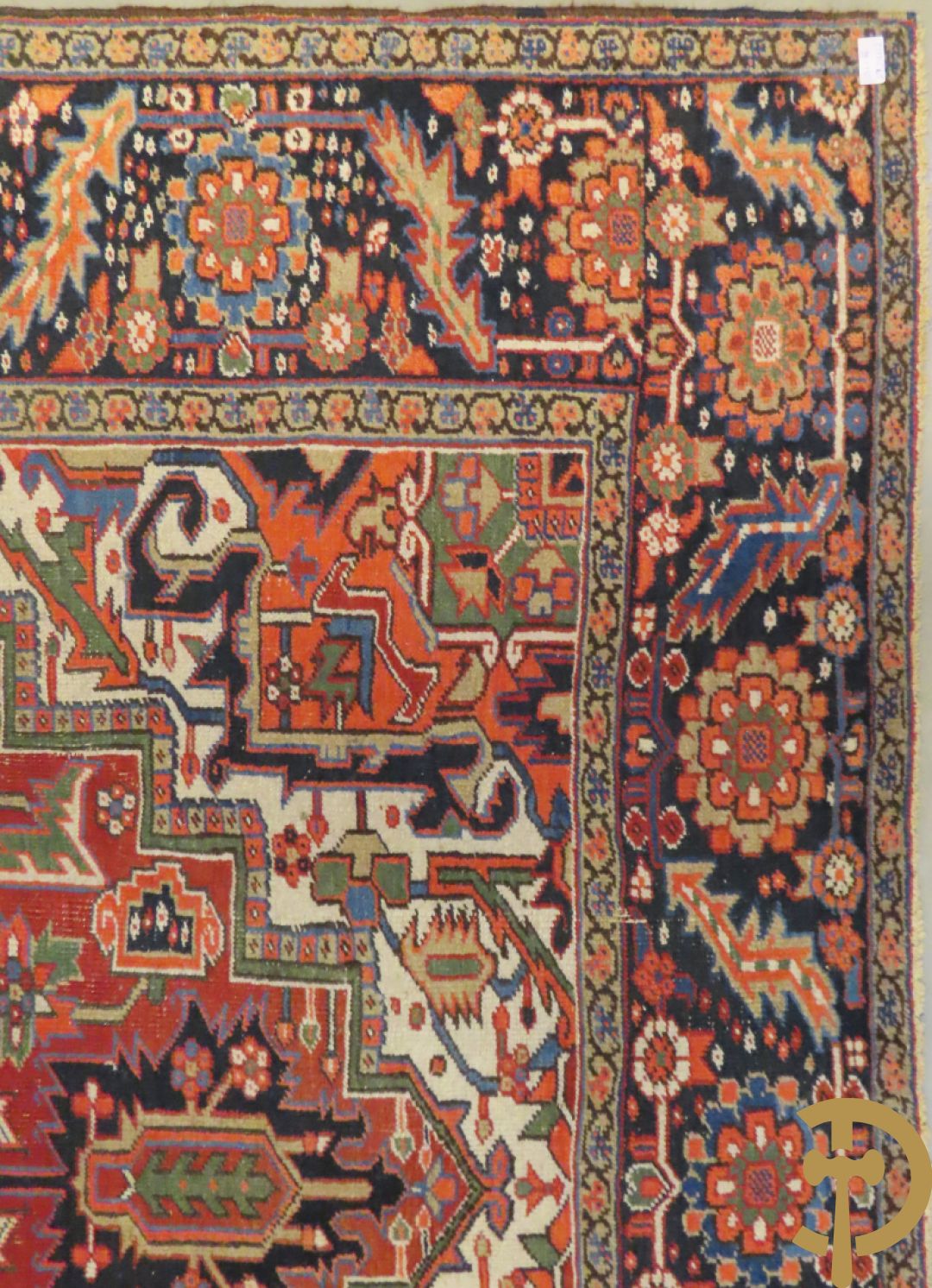 Antiek oosters handgeknoopt tapijt heriz