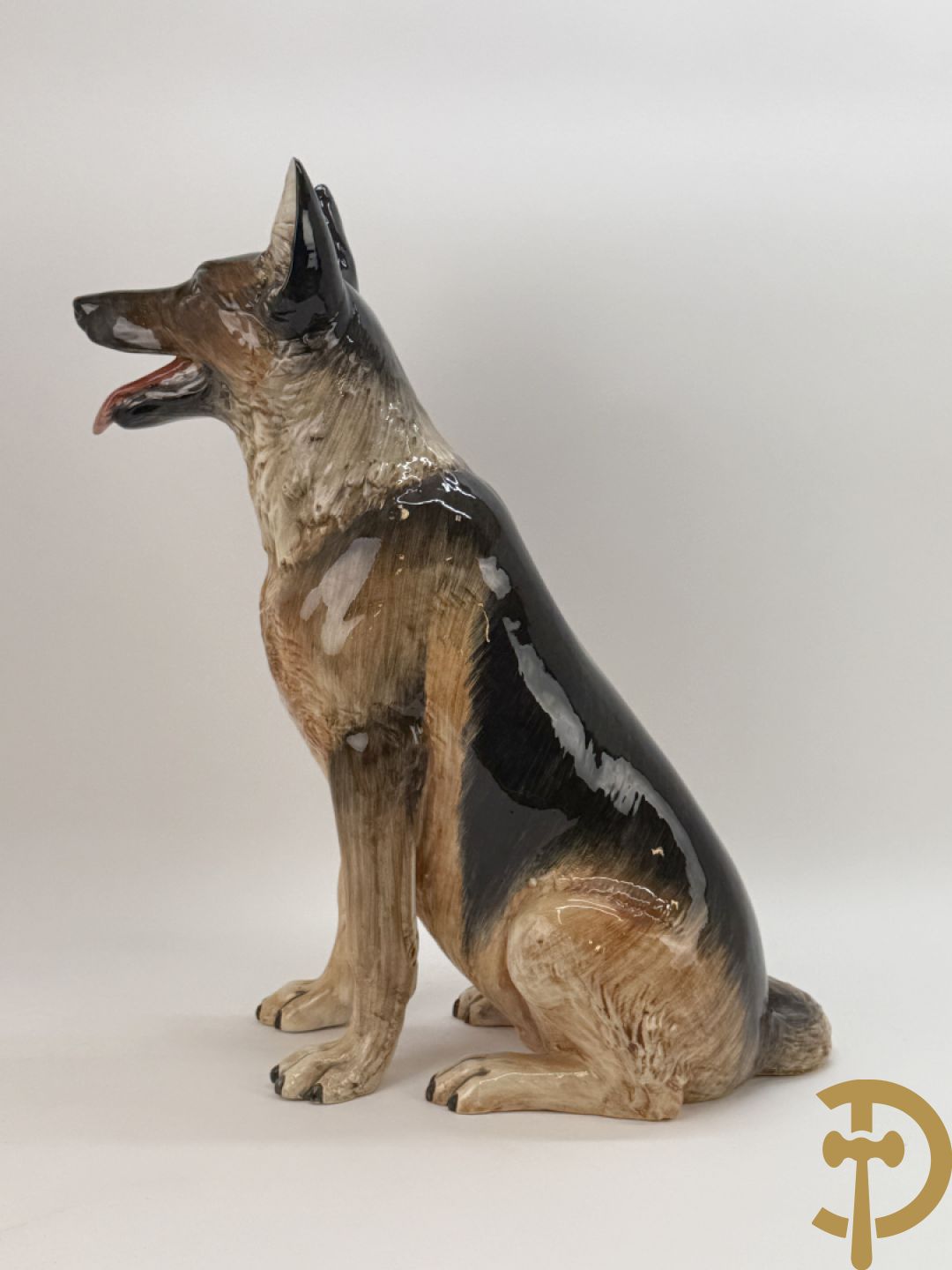 Meerkleurige keramieken Duitse herdershond