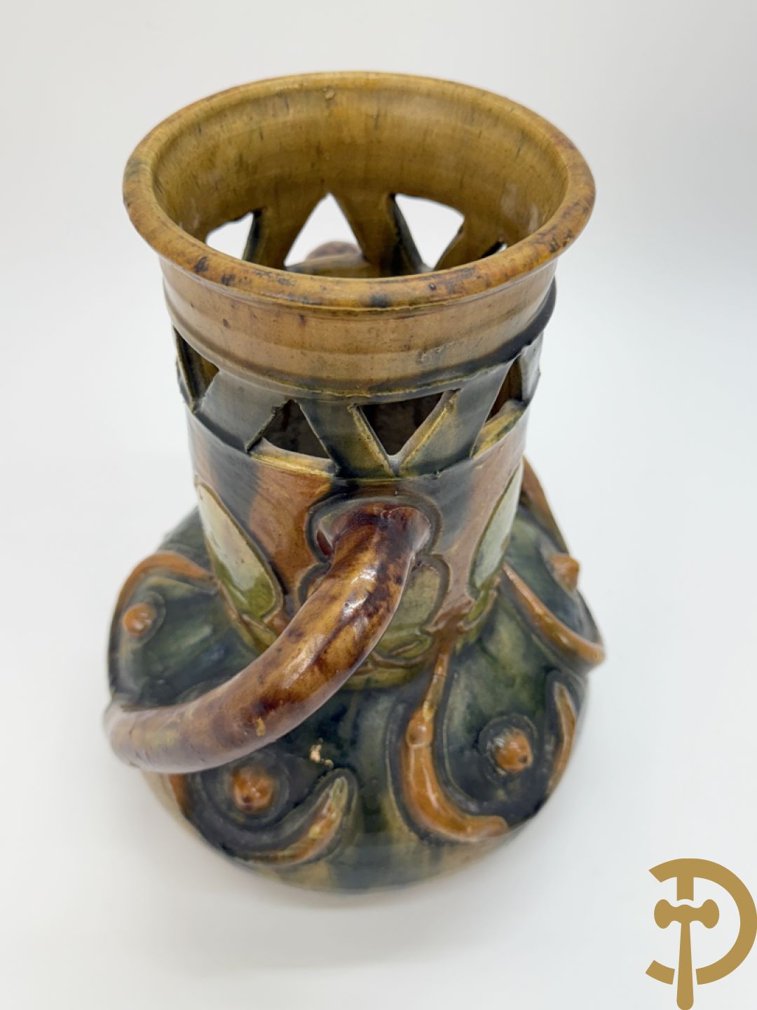 Drie Vlaams aardwerken vazen + Vlaams aardewerken tabakspot - VH gemonogrammeerd (Van Humskerk H.)