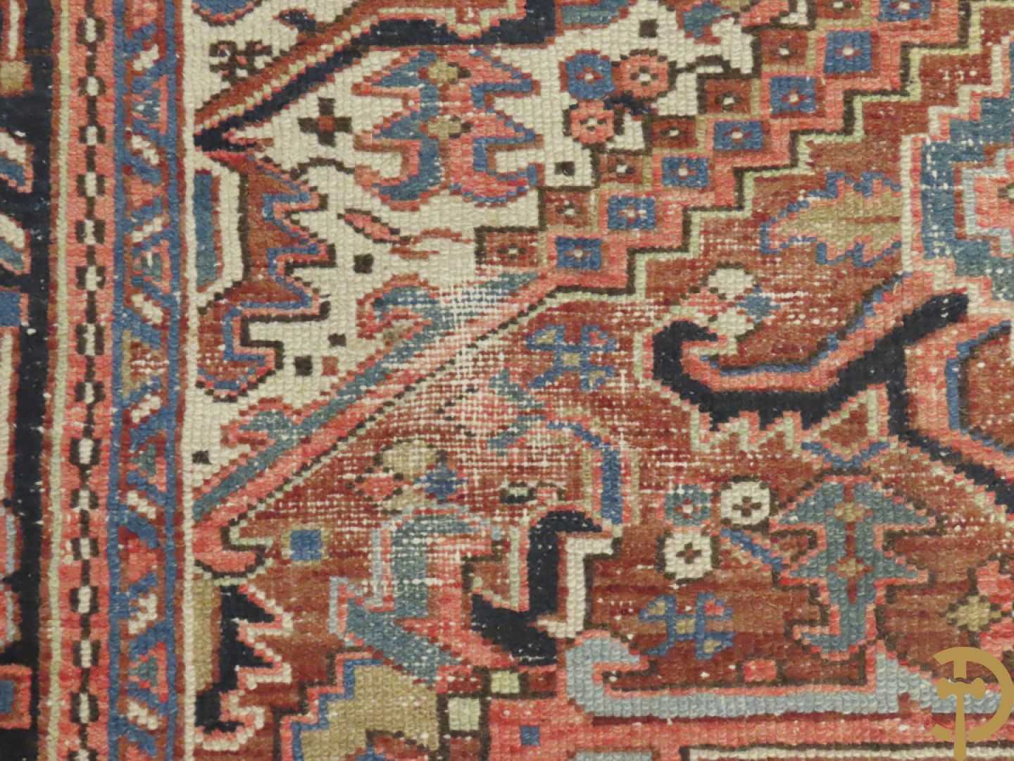 Antiek oosters handgeknoopt tapijt Heriz