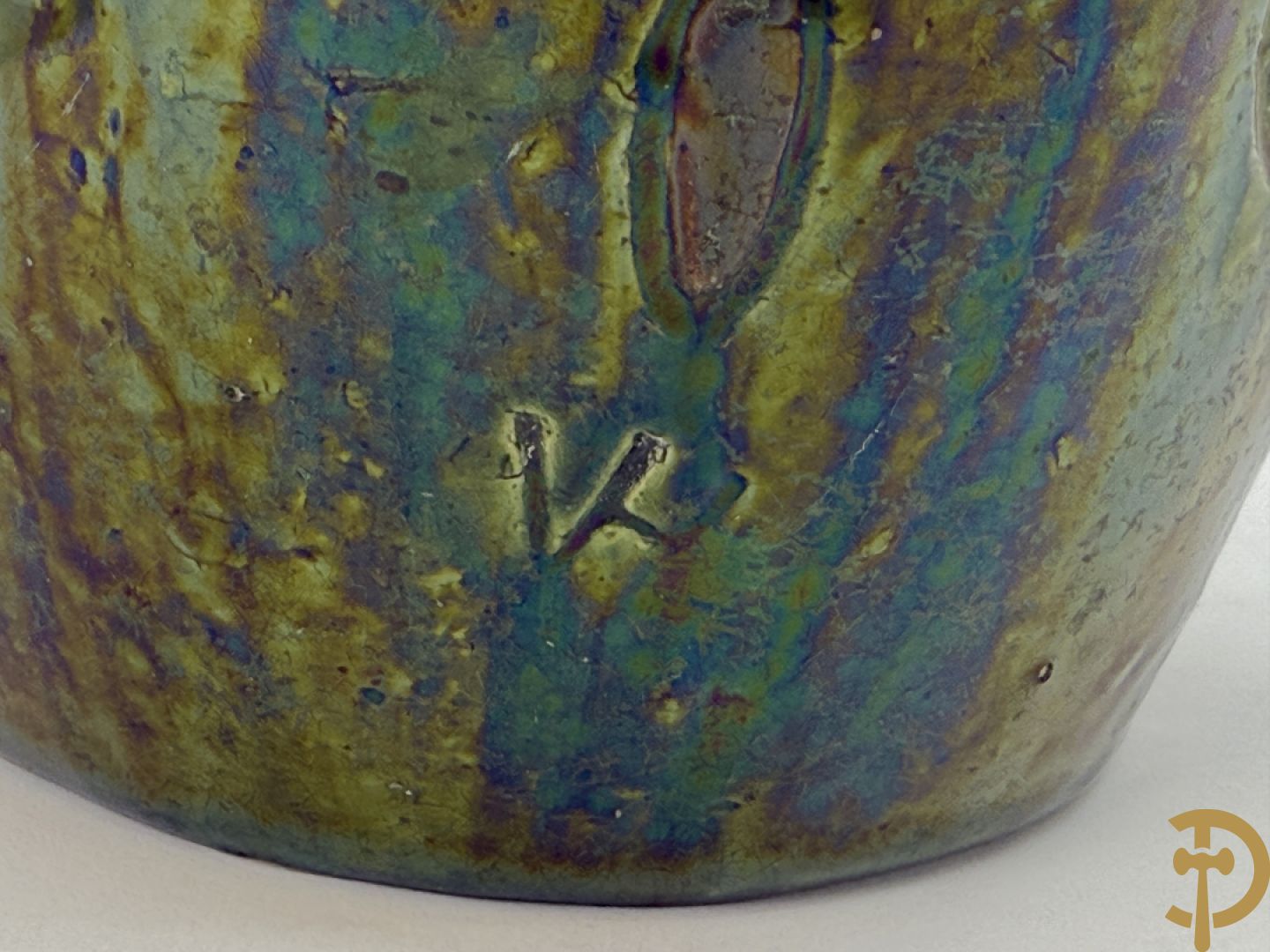 Drie Vlaams aardwerken vazen + Vlaams aardewerken tabakspot - VH gemonogrammeerd (Van Humskerk H.)