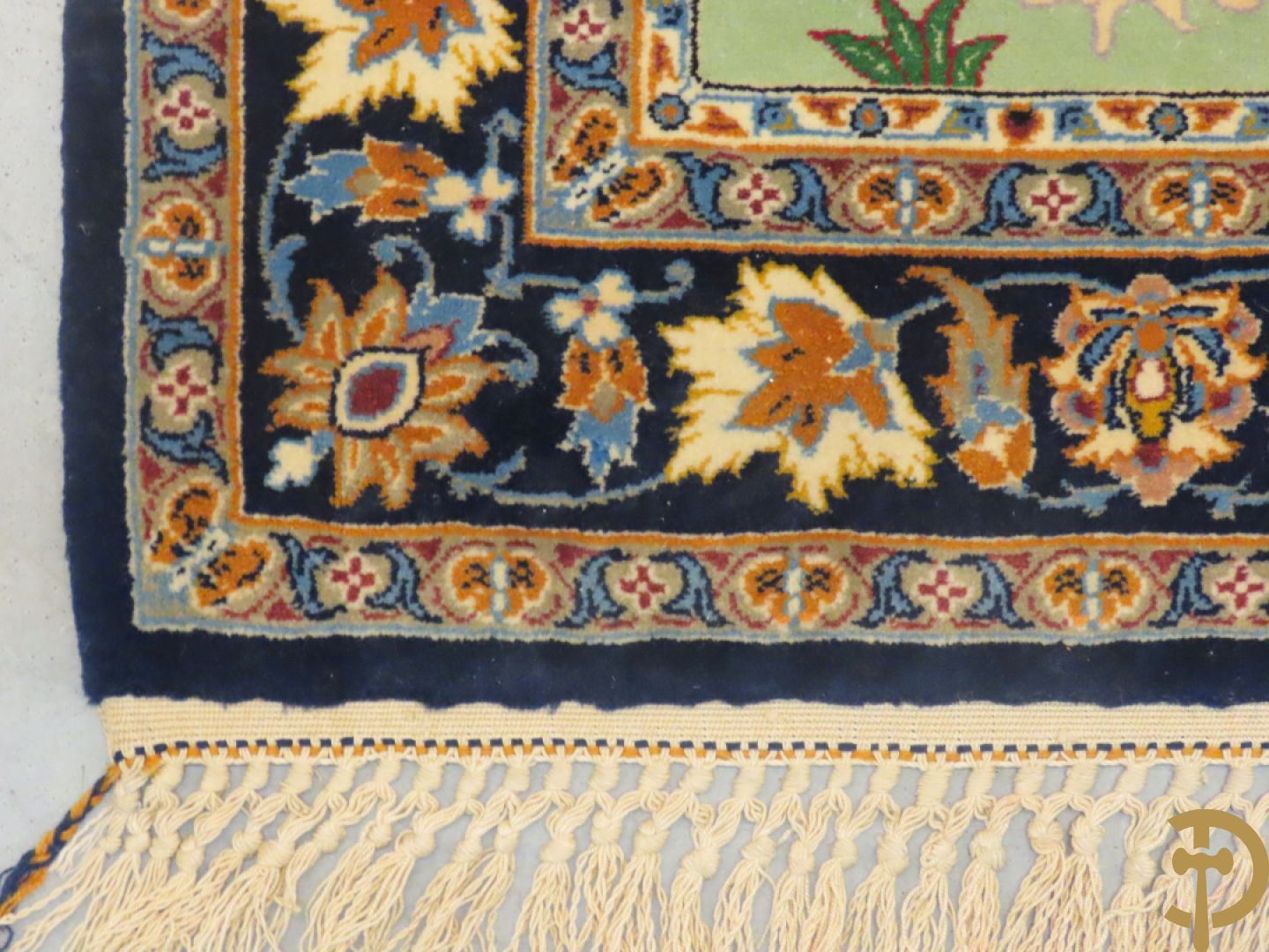 Perzisch handgeknoopt geïllustreerd tapijt met decor van musicerende dame en drinkende man