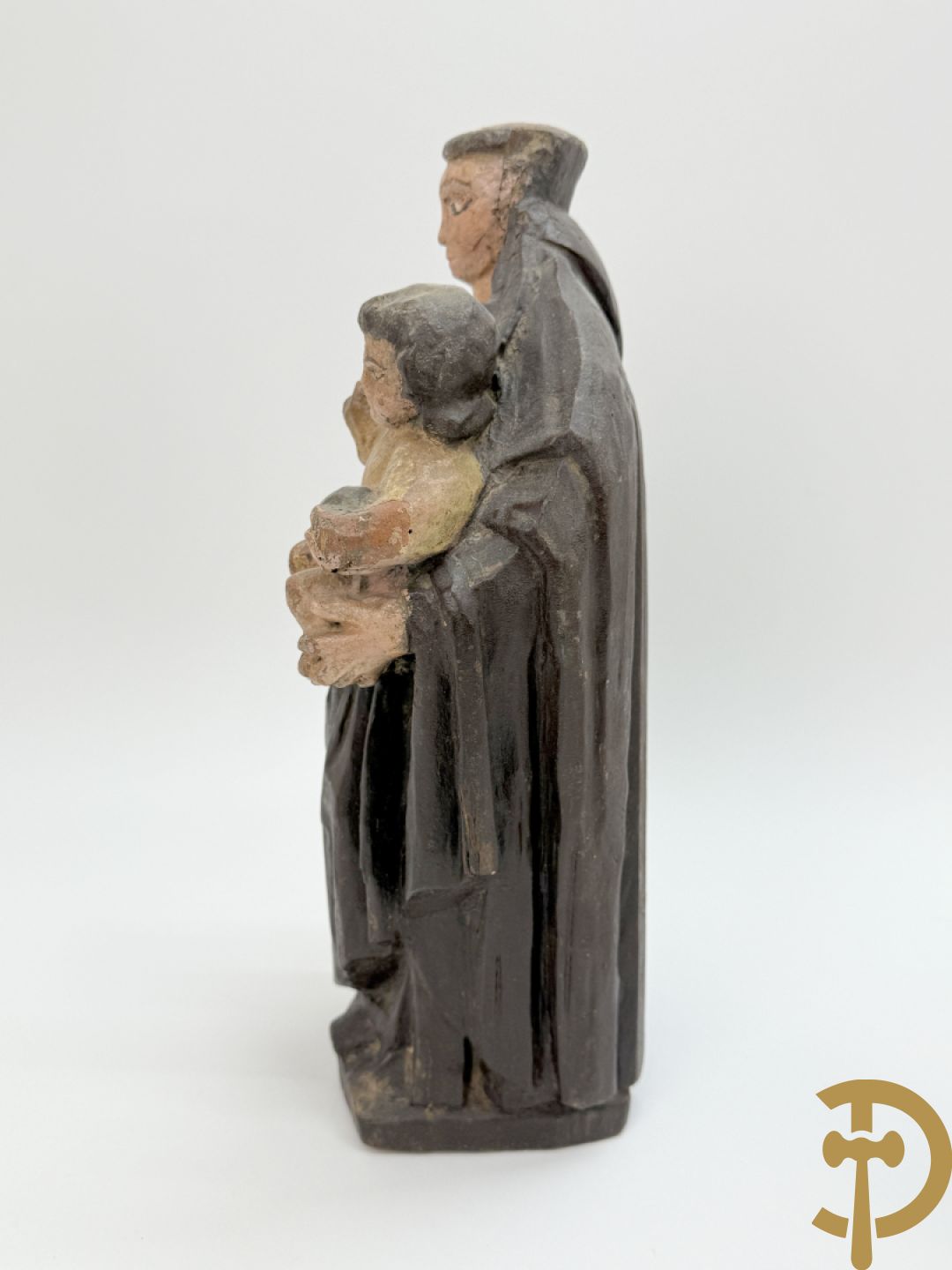 Gepolychromeerde houtsculptuur van Sint-Antonius met kind + gepolychromeerde houtgesculpteerde Madonna met kind + houtsculptuur van Sint-Jacob