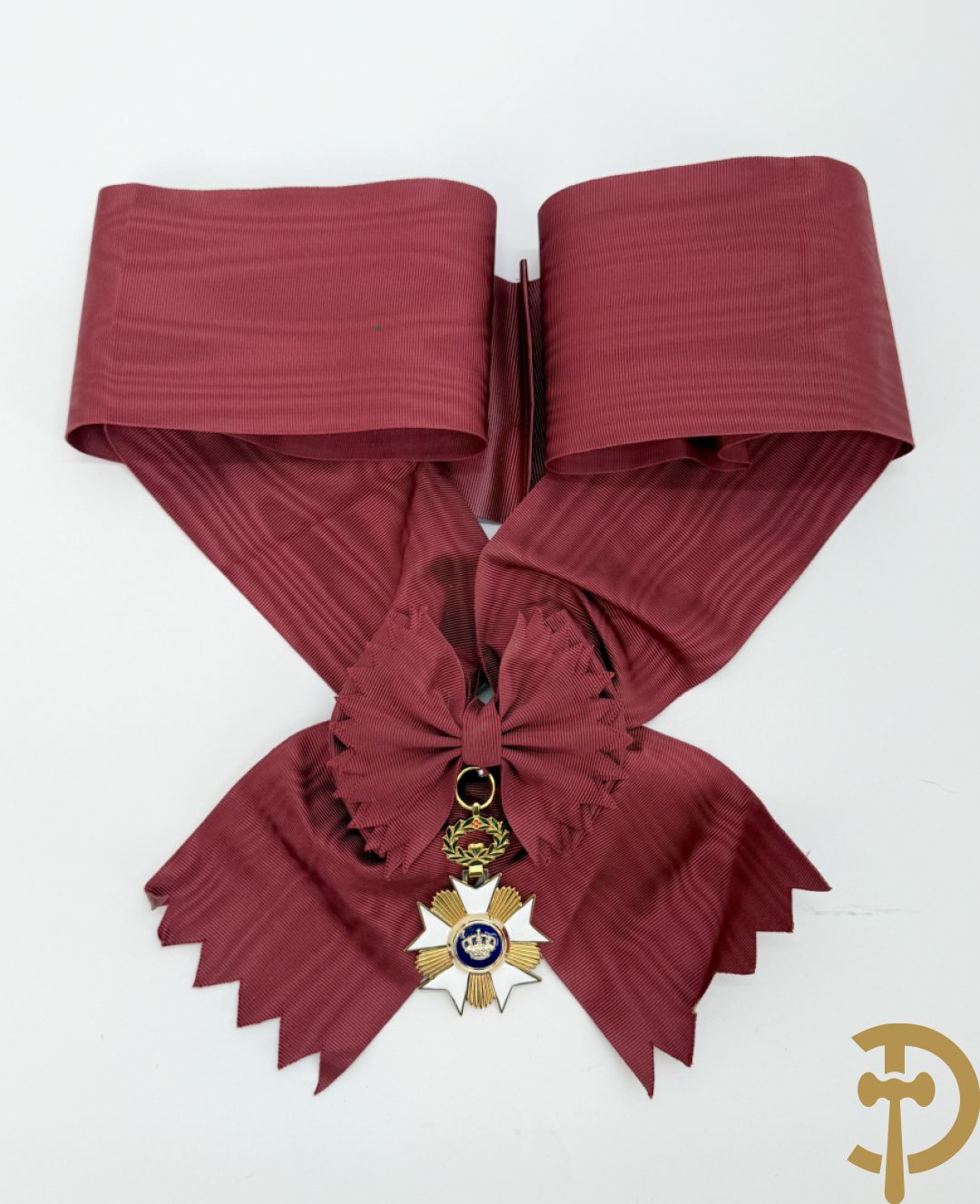 Grootlint en medaille Groot-Officier in de Orde van de Kroon