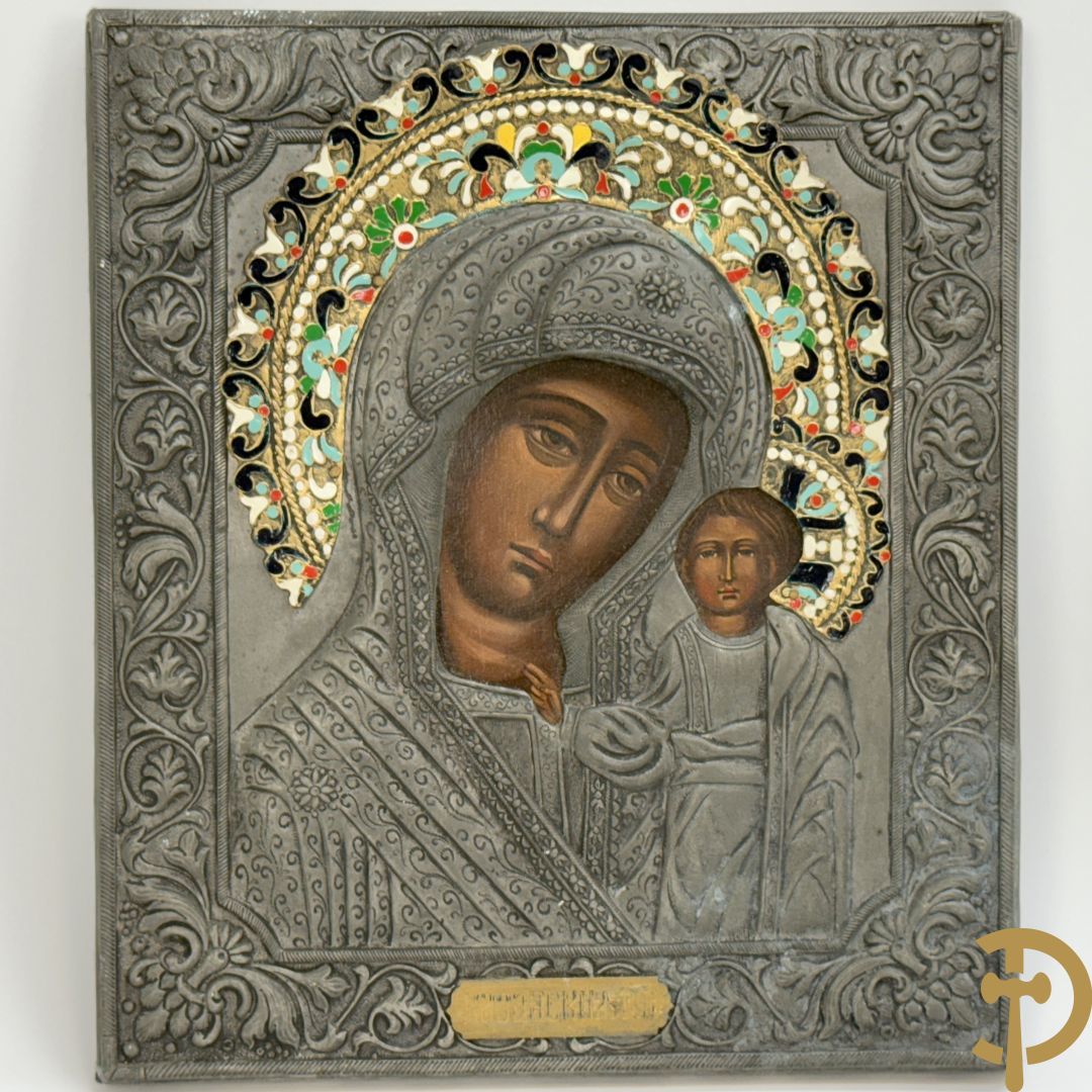 Russische ikoon met rizza en stralenkrans in cloisoné techniek