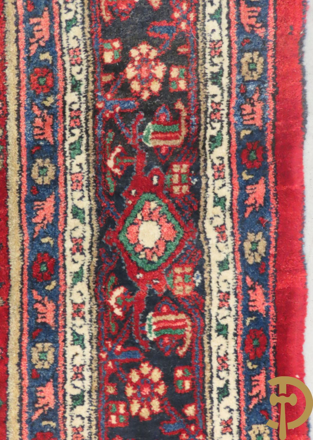 Oosters handgeknoopt tapijt