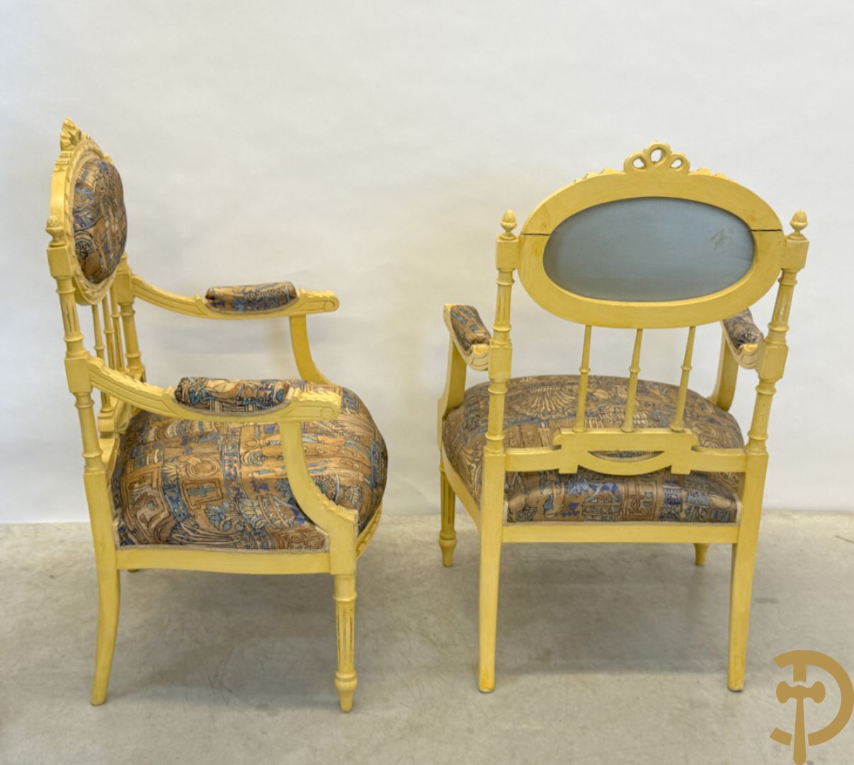 Vijfdelig gepolychromeerd Louis XVI salonensemble bestaande uit canapé, 2 fauteuils en 2 stoelen