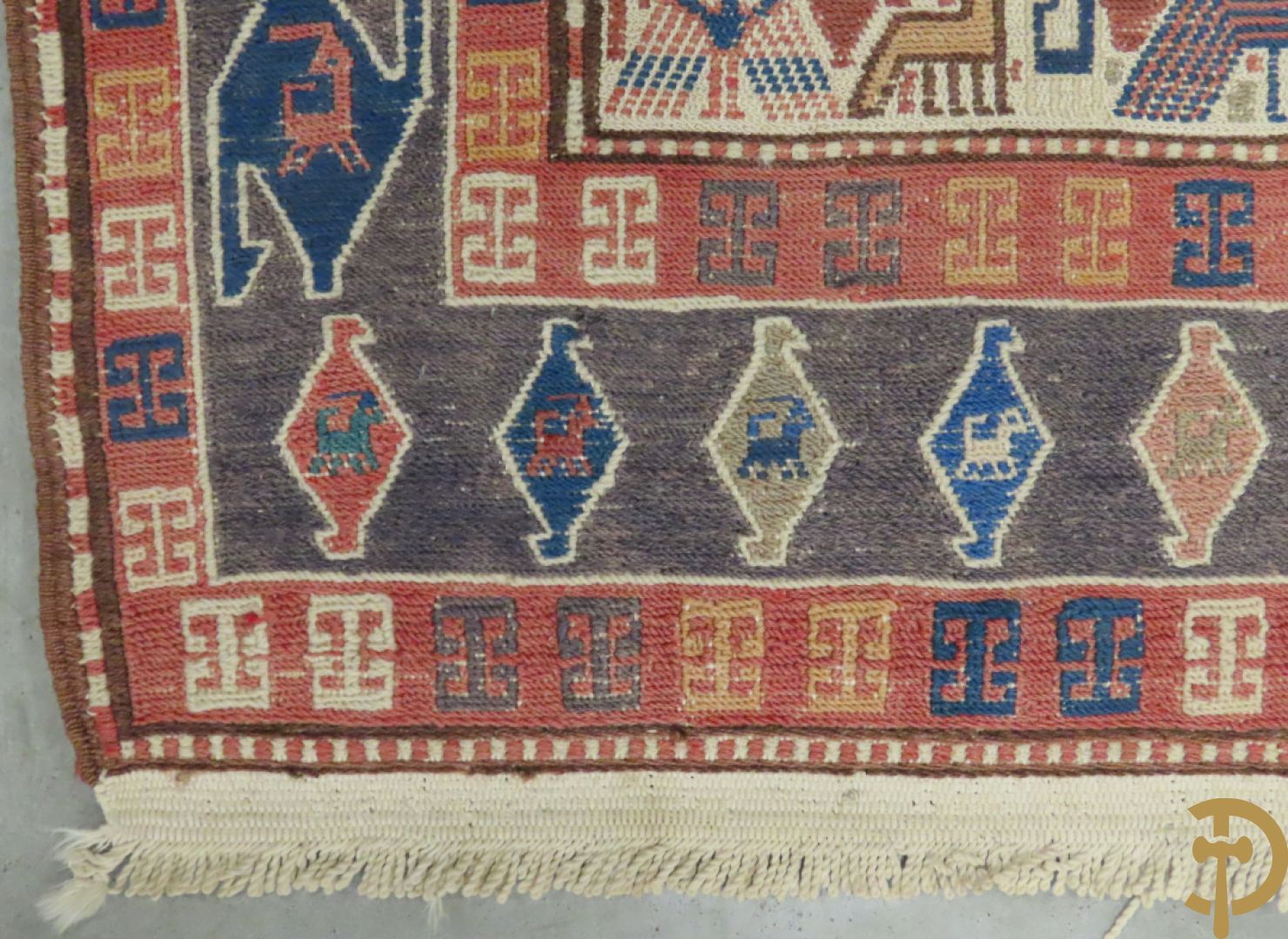 Turkse handgeknoopte Hamadan + oosters handgeknoopt tapijt met dierenmotieven