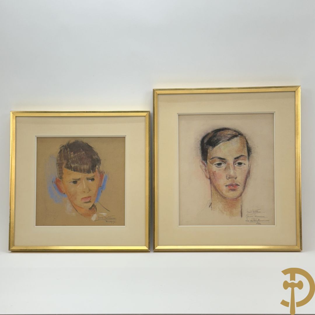 MORTELMANS Frank getekend Lier'Portret van Germain Timmermans, zoon van Felix Timmermans' houtskool en pastel + MORTELMANS Frank getekend Brugge 'Portret van jongeman' pastel