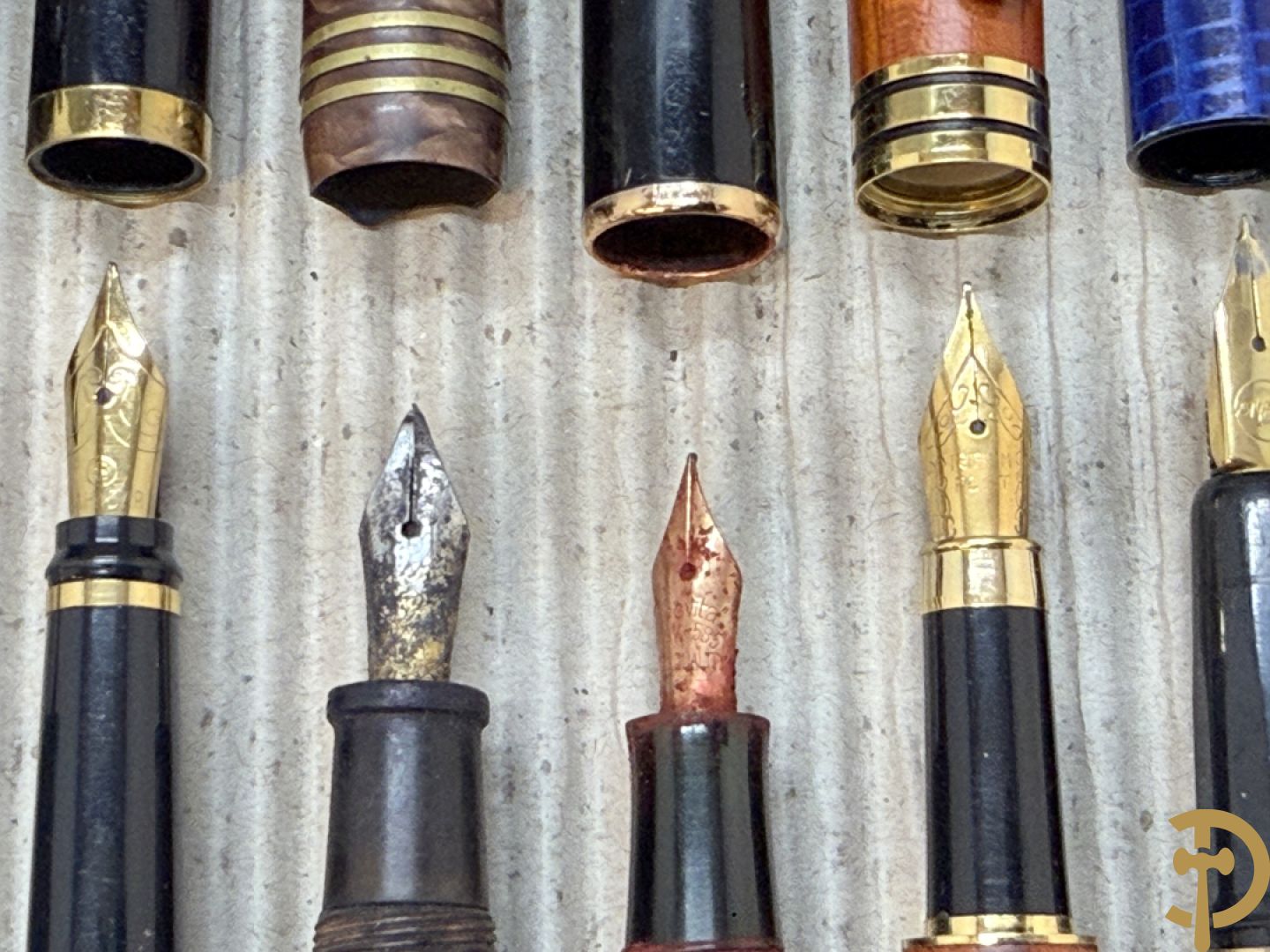 Vijftien oude vulpennen w.o. 5 uit de jaren 