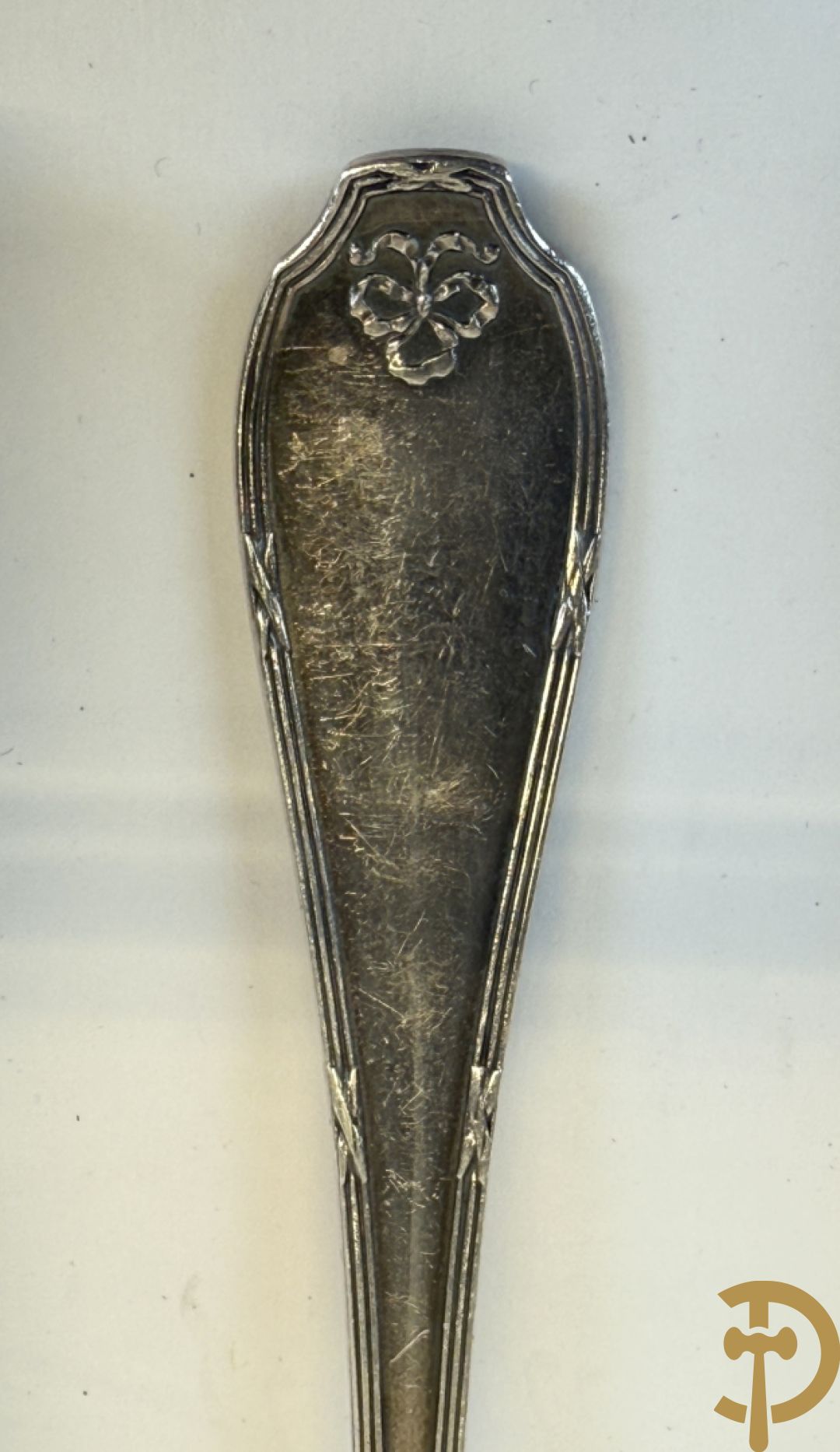 Verzilverd bestek Wiskemann met Louis XVI motieven+ verzilverde groentenkom Wiskemann