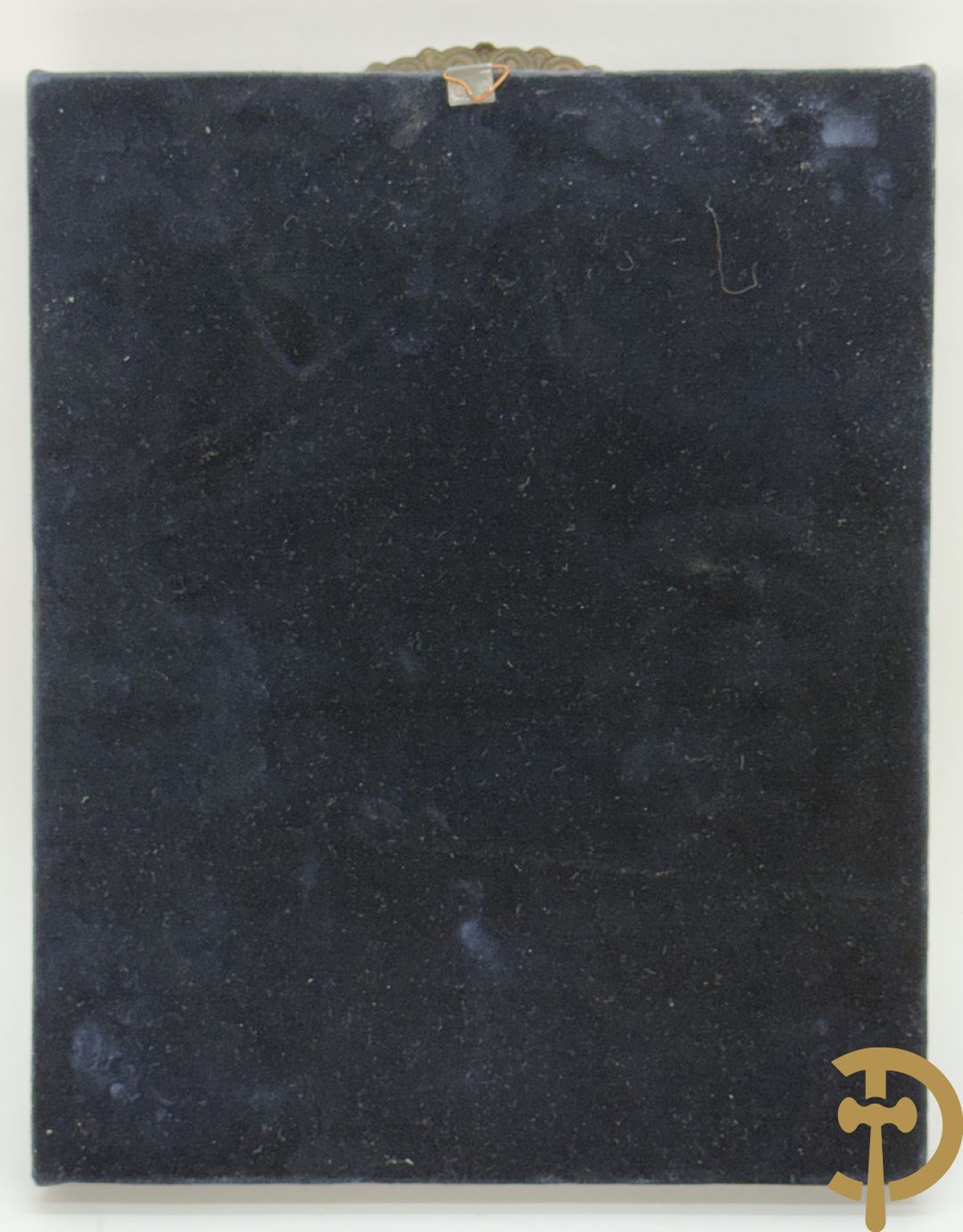 Ikoon met voorstelling van Madonna met kind en verzilverde rizza bezet met email