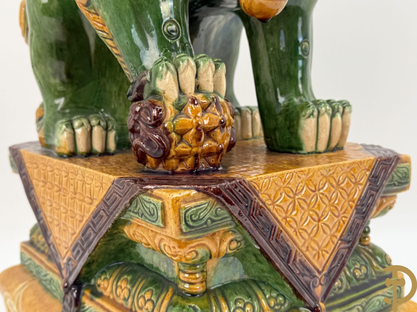 Paar Aziatische geglazuurde Aziatische fo-honden