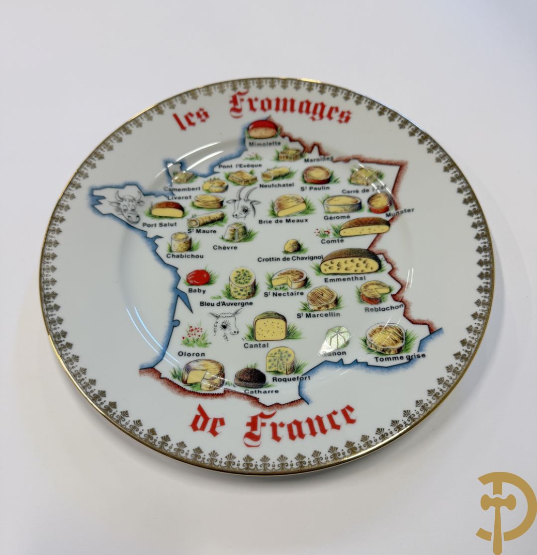 Porseleinen eet- en koffieservies met decor van elegant koppel, Limoges gemerkt