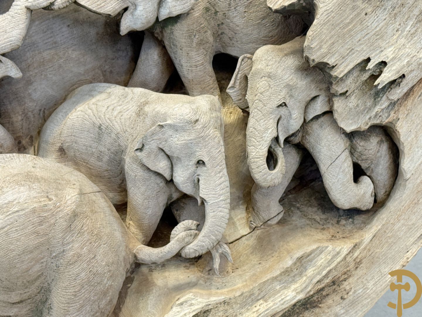 Teakhouten Aziatische sculptuur van groep olifanten