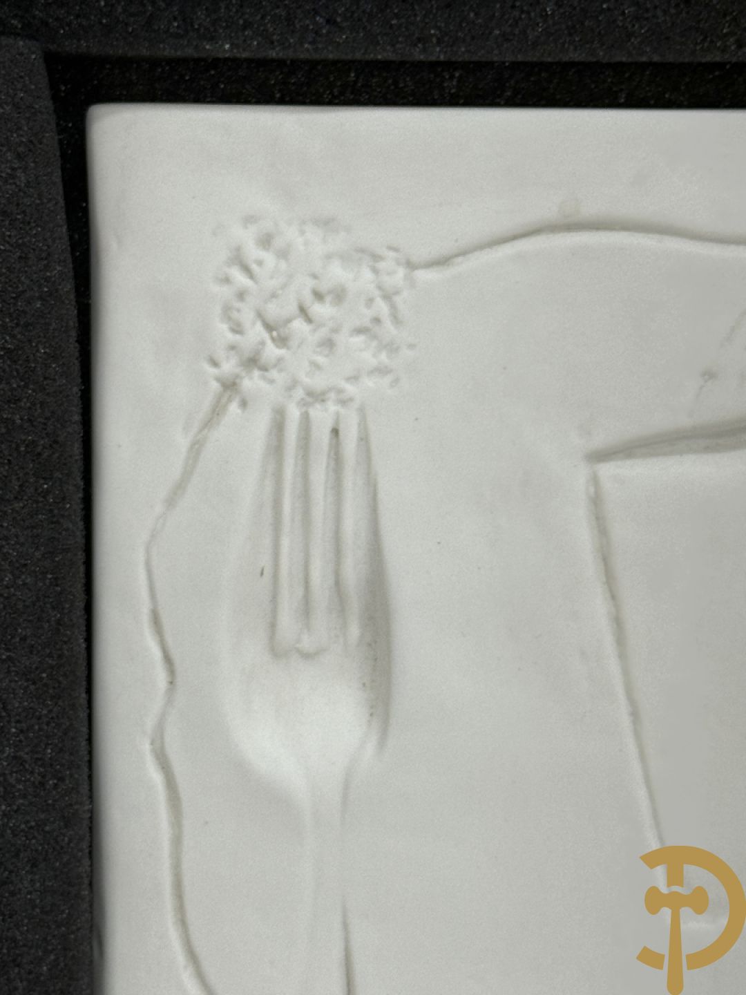 RAVEEL R. getekend - Porseleinen vierkante plakkette mes, vork, lepel