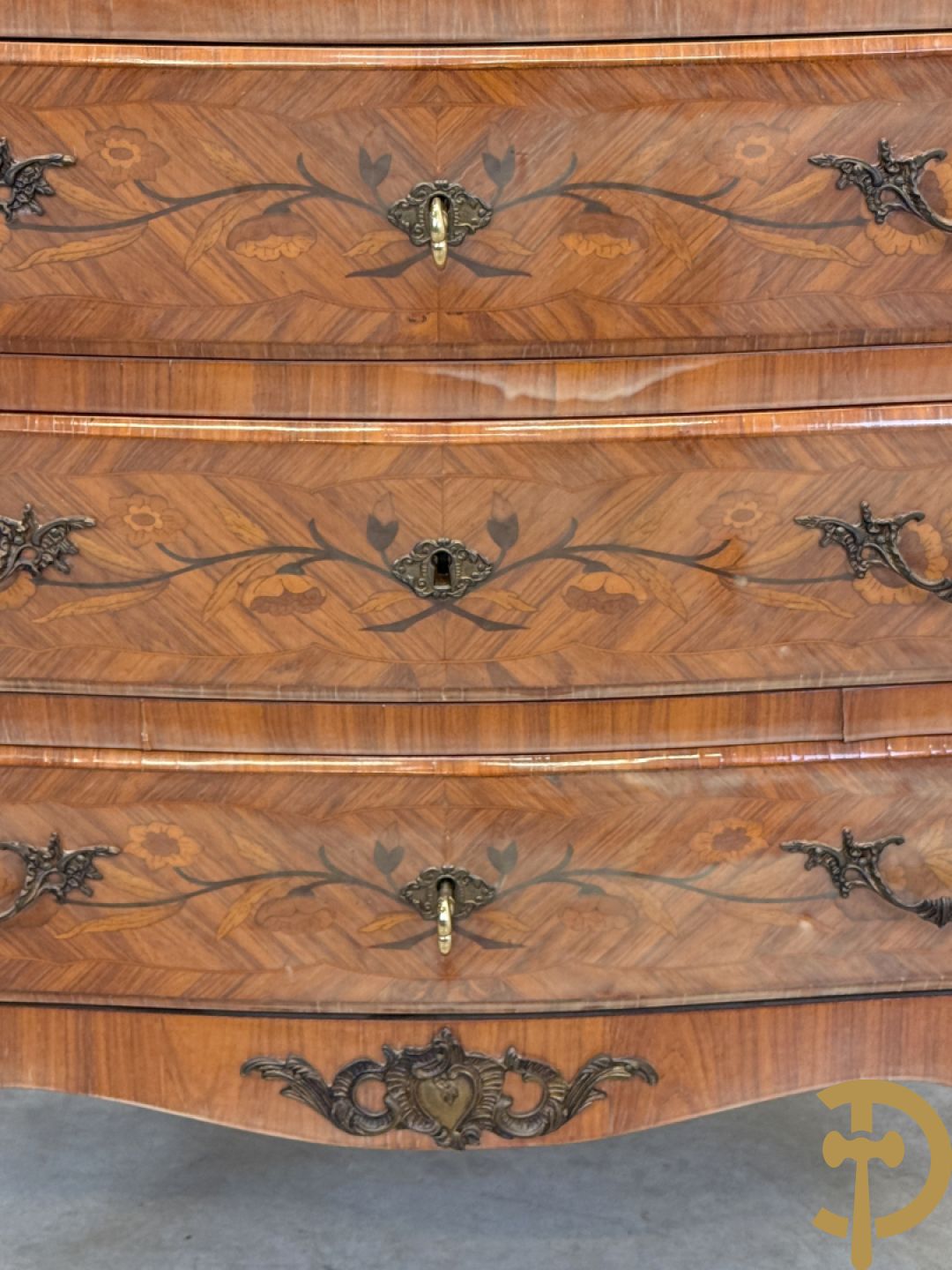 Notelaren klapsecretaire met 4 lades en bloemenmarquetterie, bezet met bronzen ornamenten - bovenaan met marmeren blad