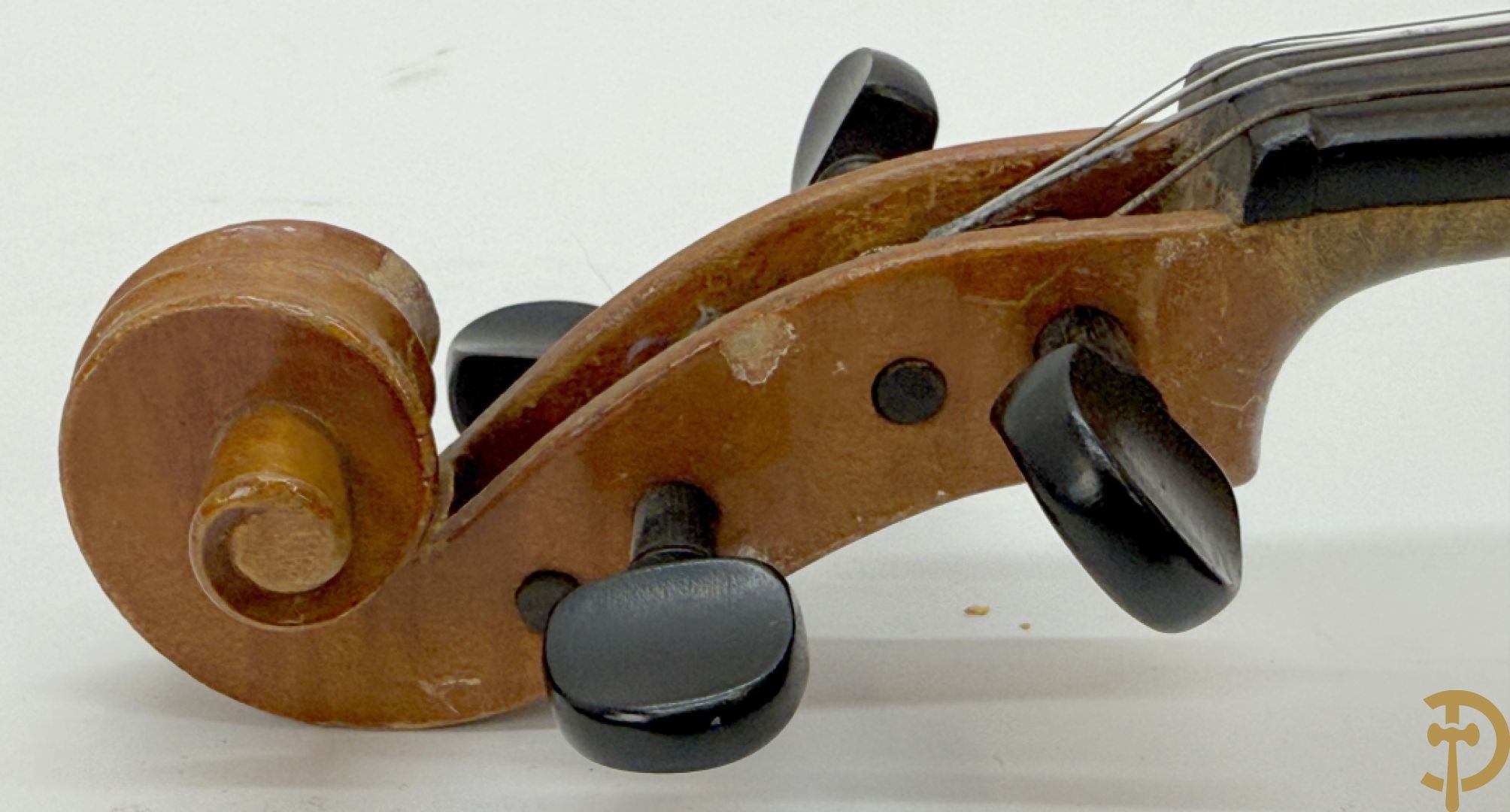 Oude viool, Caspar Da Salo N. Brescia getekend binnenin