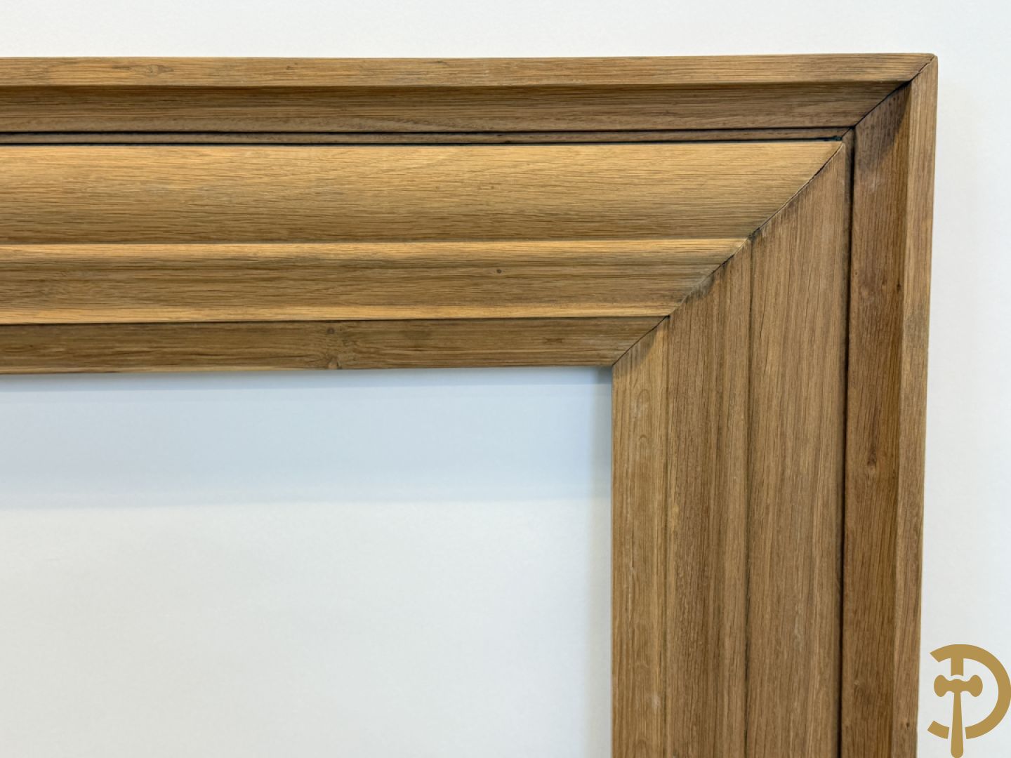 Eiken schouwmantel met gestoken molures