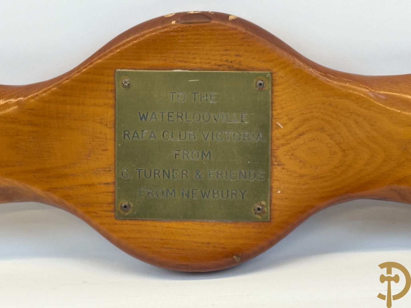 Decoratieve propellor, gemerkt To The Waterlooville Rafa Club Victoria from G. Turner & friends from Newbury
