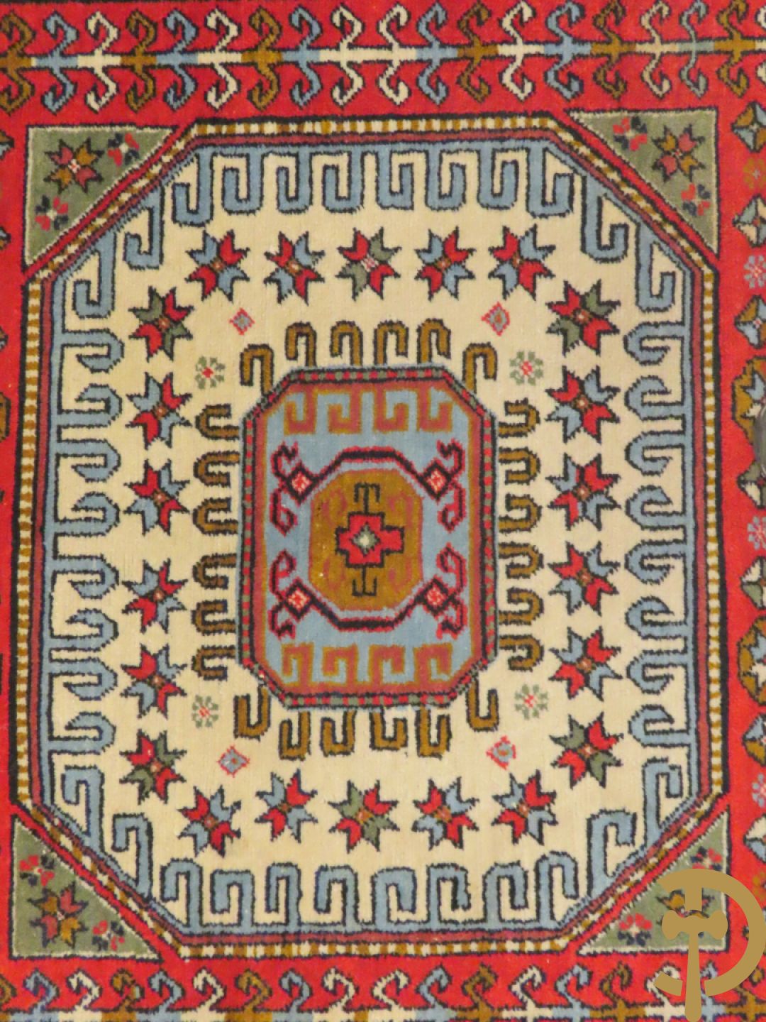 Drie oosterse handgeknoopte tapijten Kaukasus